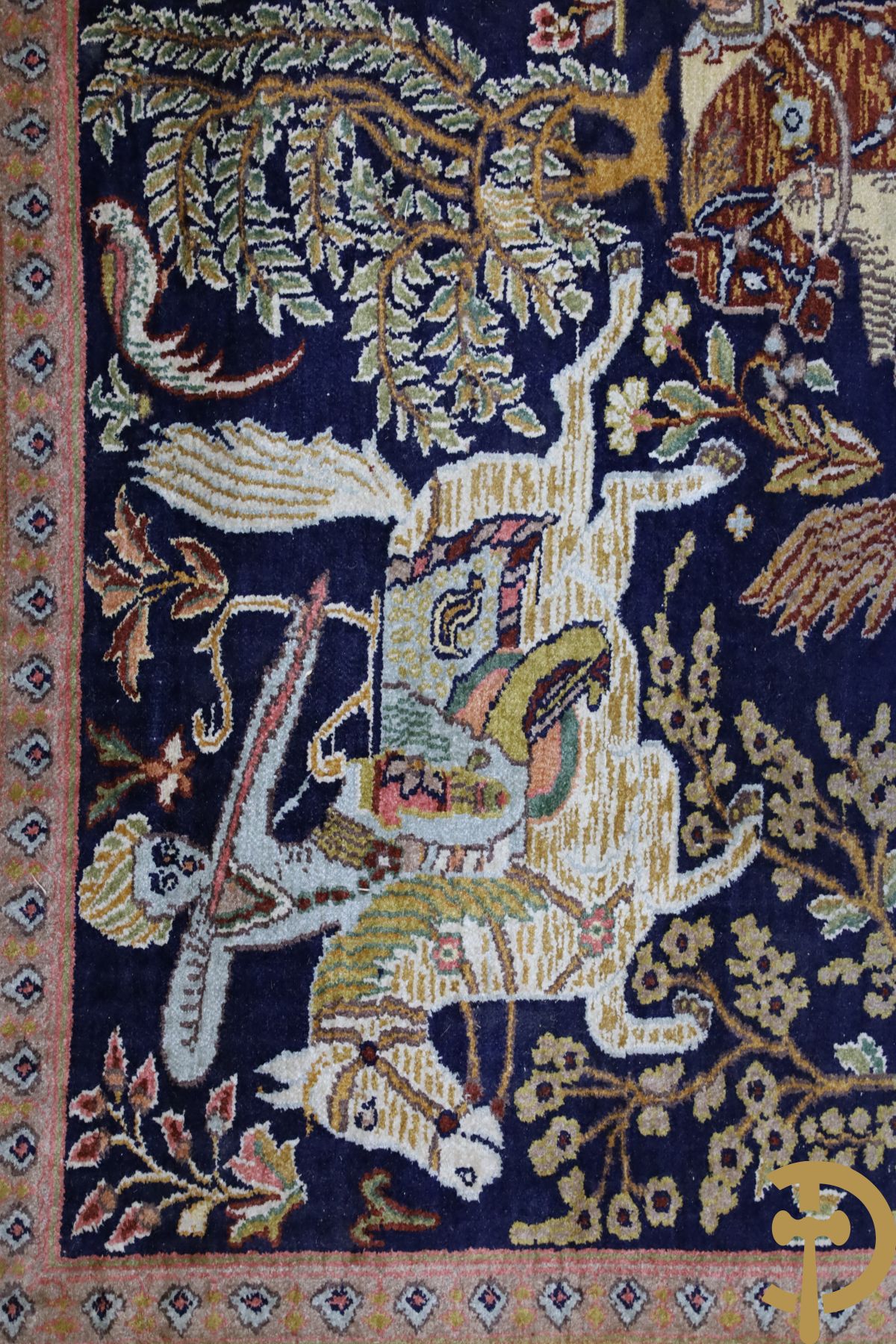 Oosters handgeknoopt fijn zijden tapijt Hereke met vogelmotieven