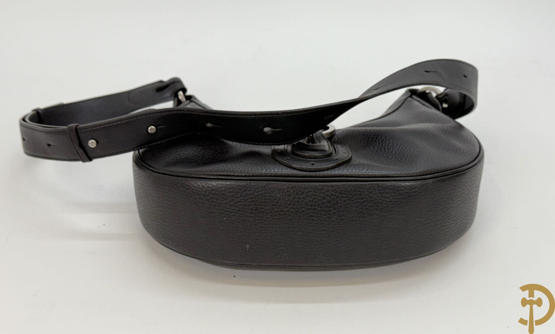 Bruine en zwart lederen handtas Delvaux + boek van Delvaux met documentatie