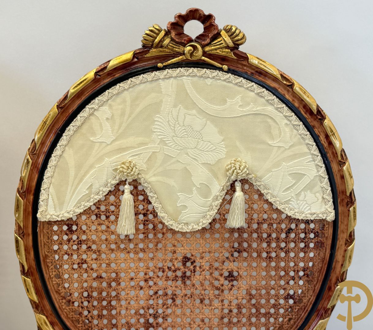 Set van 4 ovale medaillonstoelen in marbré effect met Louis XVI strik