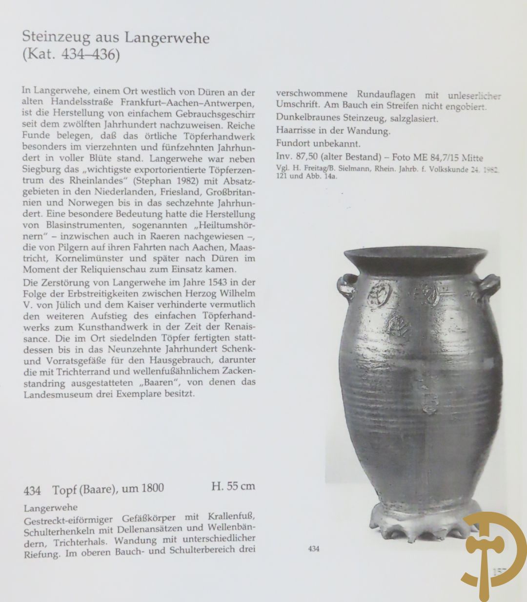 Langerwehe steengoed kruik + twee steengoed veldkruiken +Keulse dekselkan + bronzen mortier met stamper