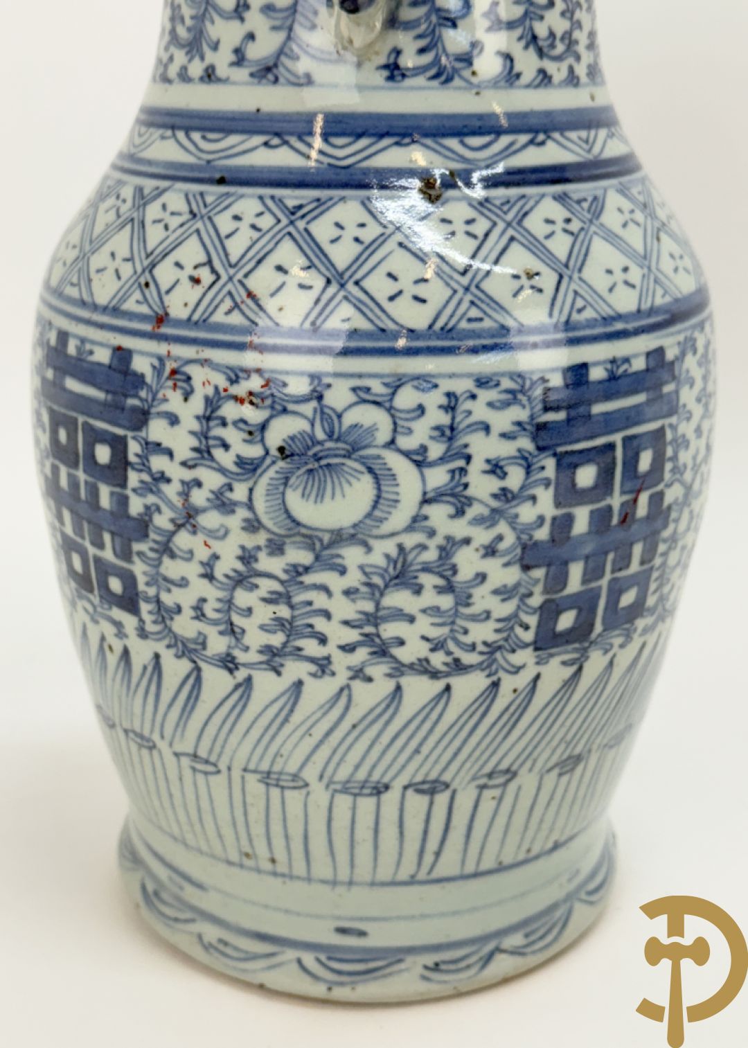 Chinese porseleinen blauw/wit vaas met tekens