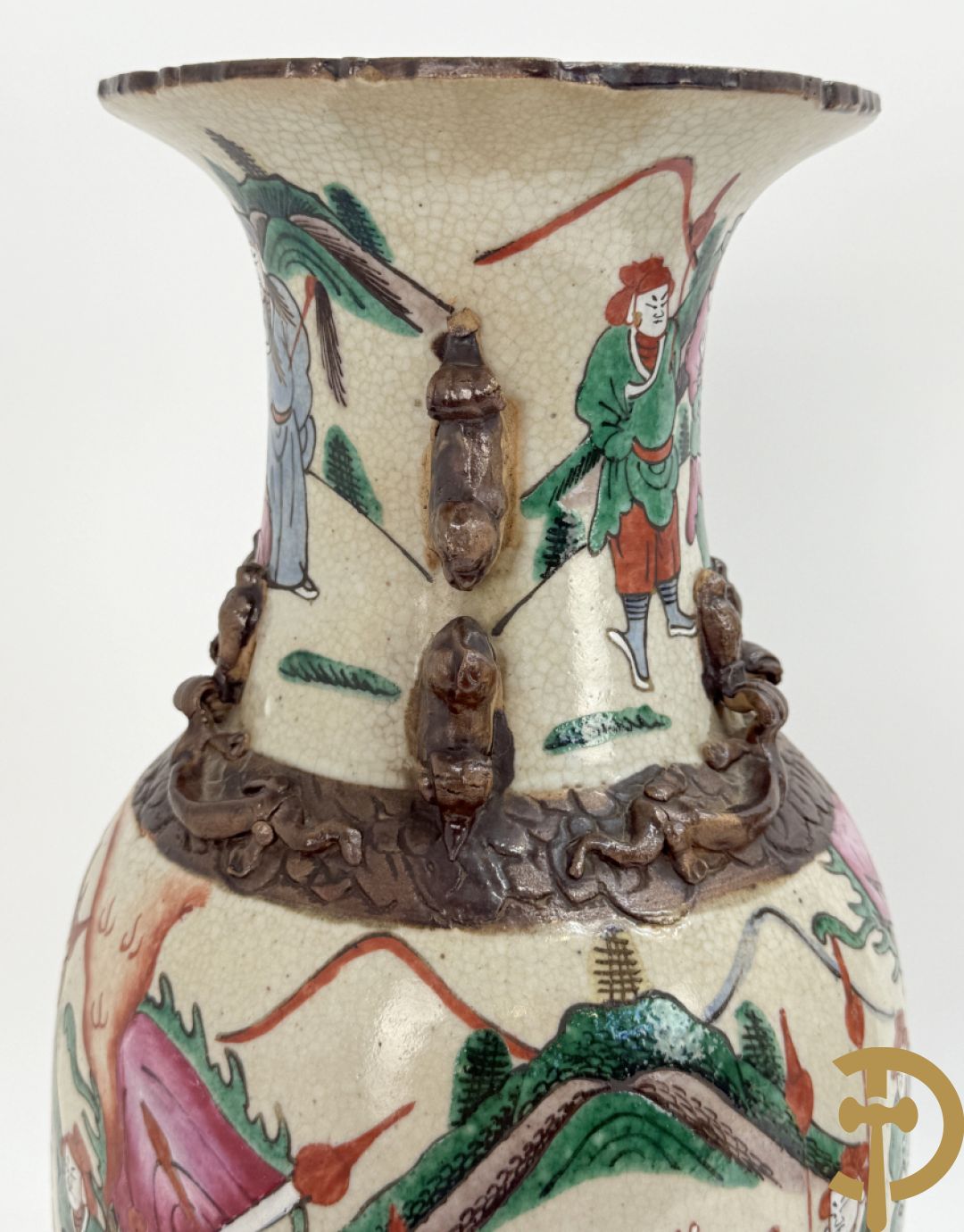 Paar Chinese Nankin vazen met krijgerdecor