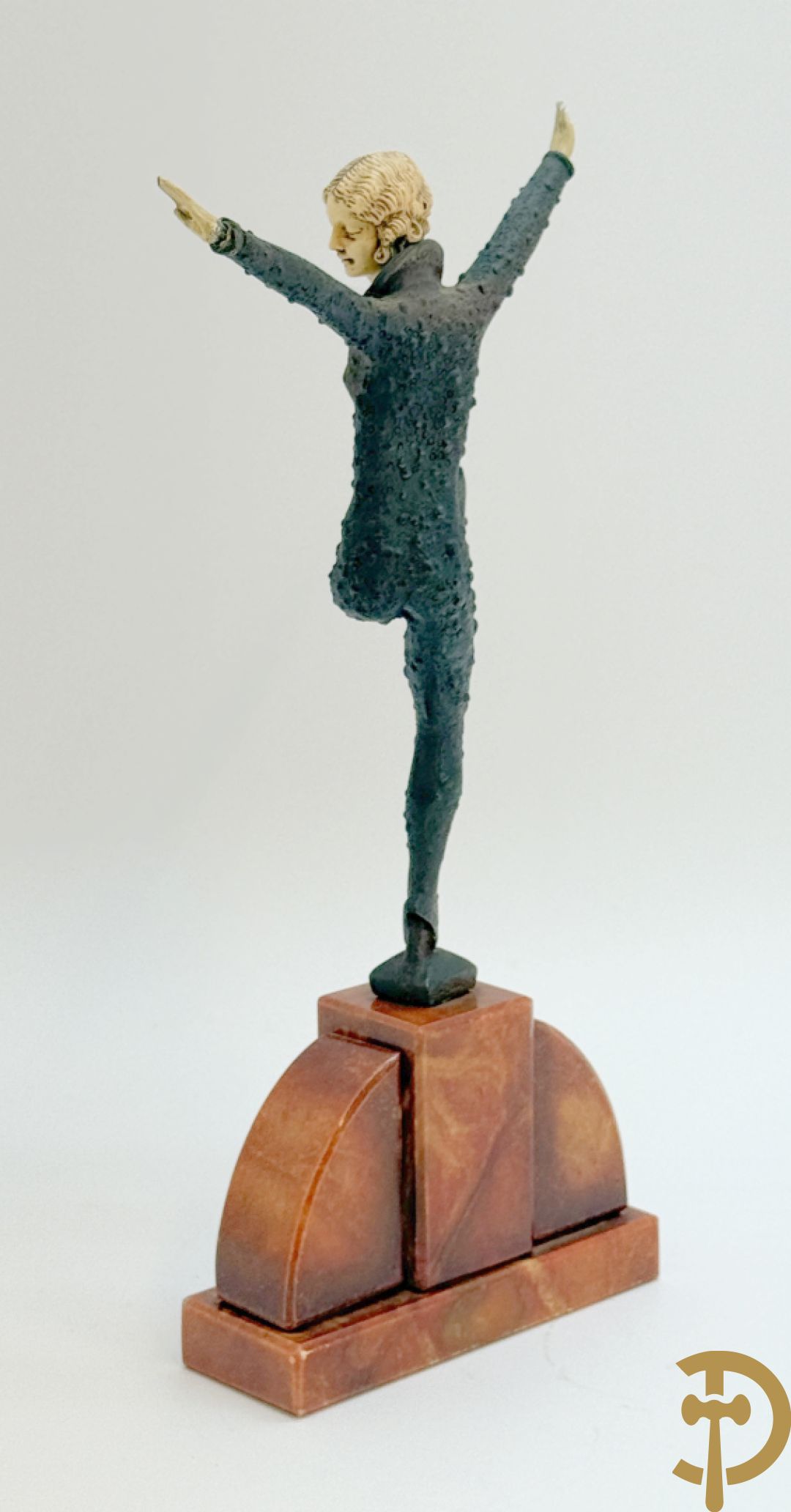 Ongetekend naar Chiparus 