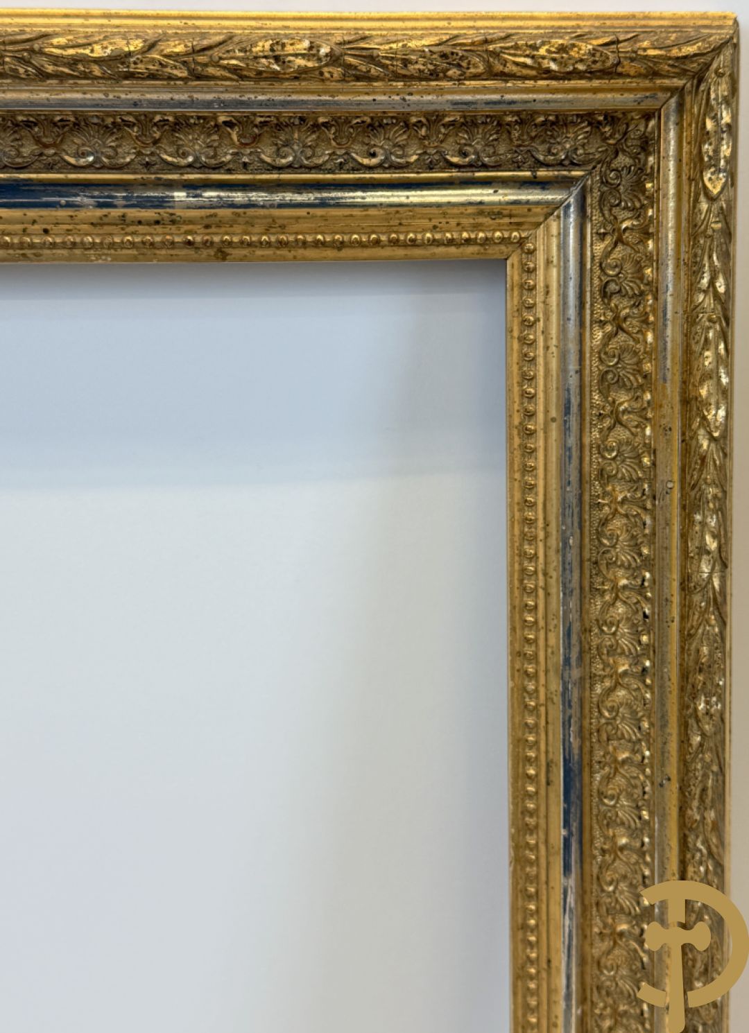 Oude vergulde lijsten Louis XVI stijl, deels met moulures