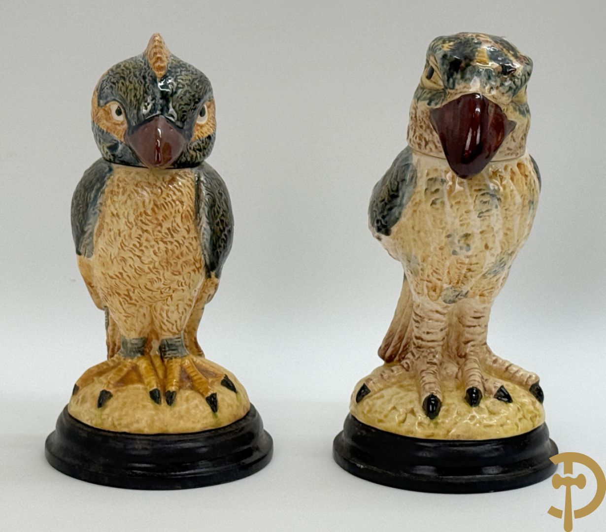 Vijf gekleurde keramieken vogels met afneembare kop, naar Martin Brothers