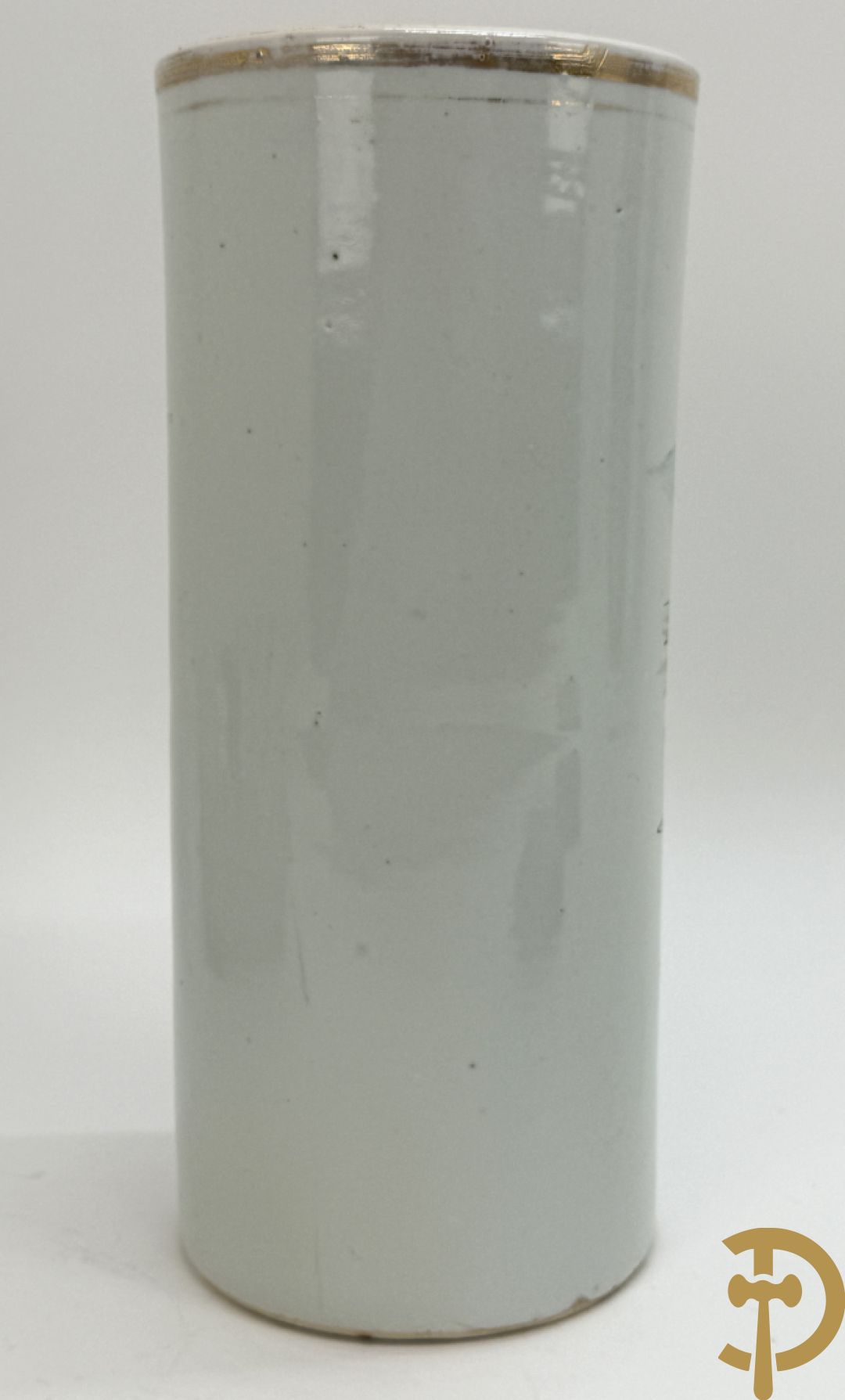 Paar Chinese porseleinen rolvaasjes met landschapsdecor