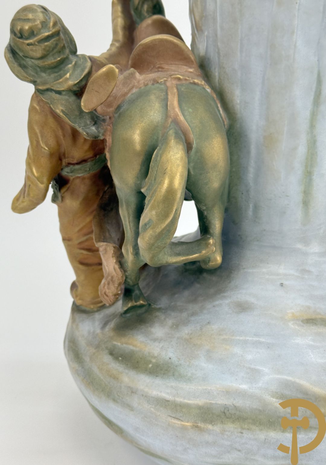 Paar Austria vazen bezet met orientaalse ruiters, nummer 4935