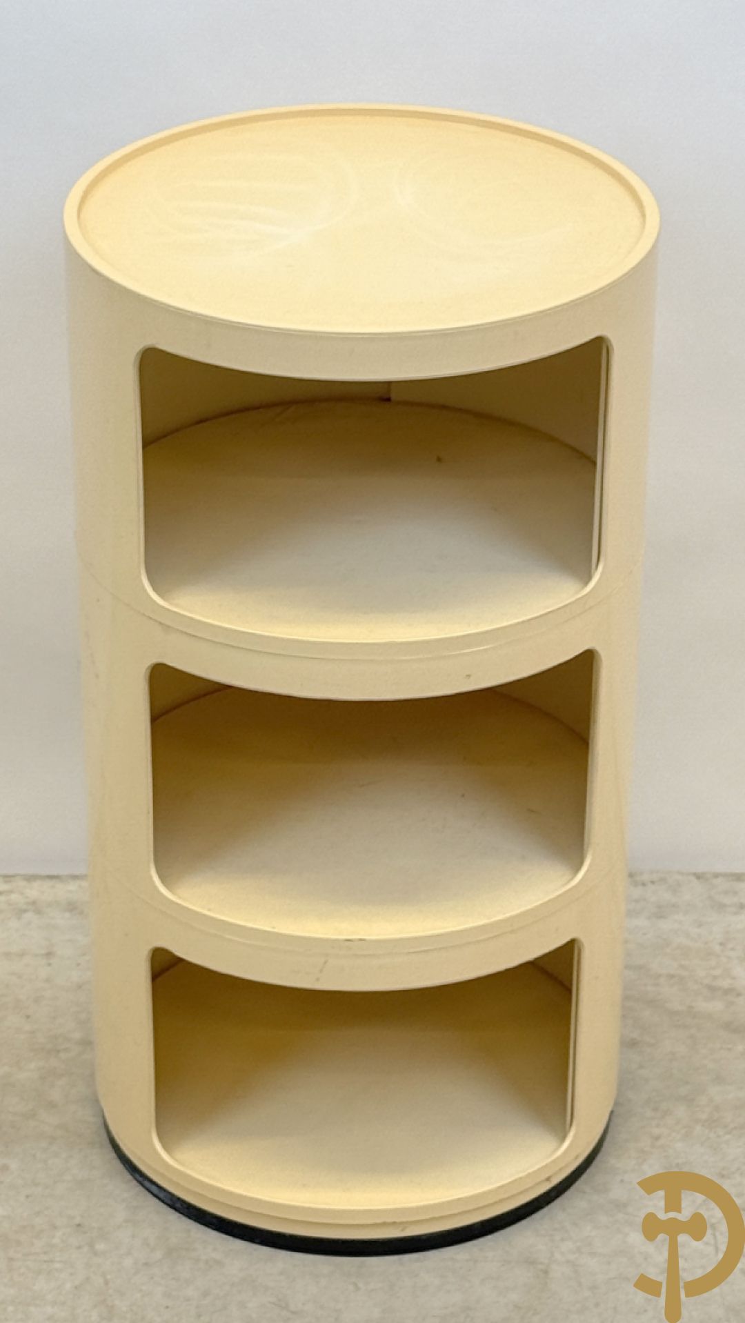 Plexi étagère bijzettafel, designer Anna Castelli voor Kartell