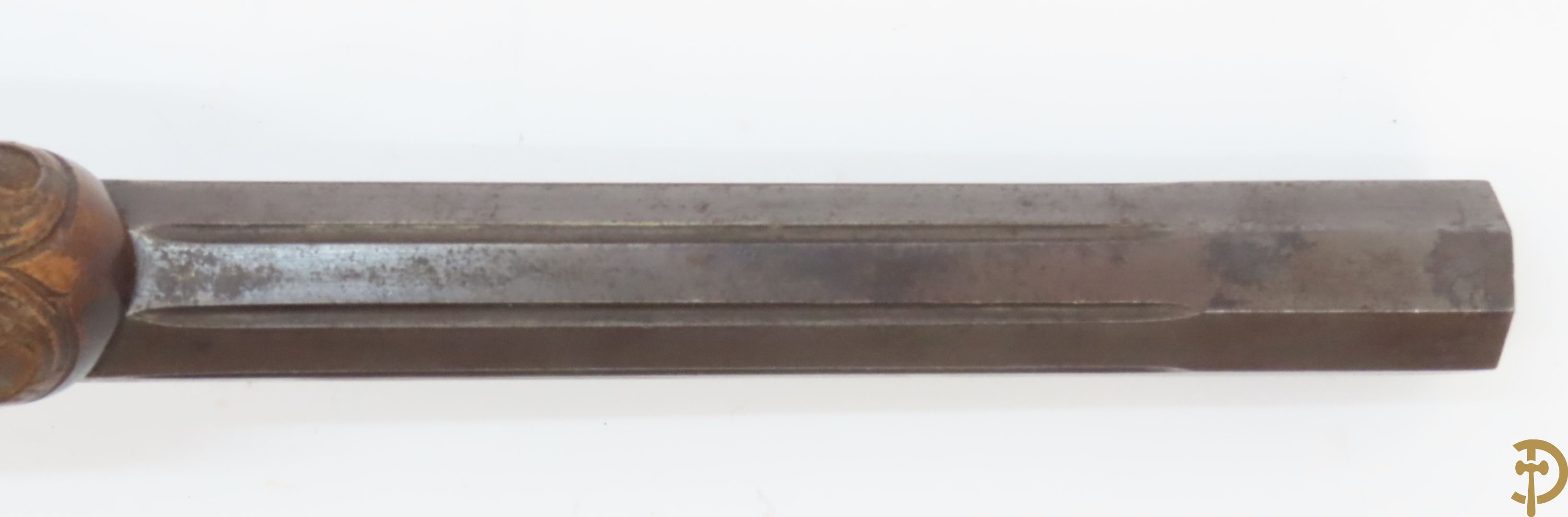 Antieke duelleerkoffer met paar percussie duelleerpistolen met notelaren handvat - (Antiek sierwapen daterend voor 1893 - kopers gebonden aan de Belgische wetgeving)