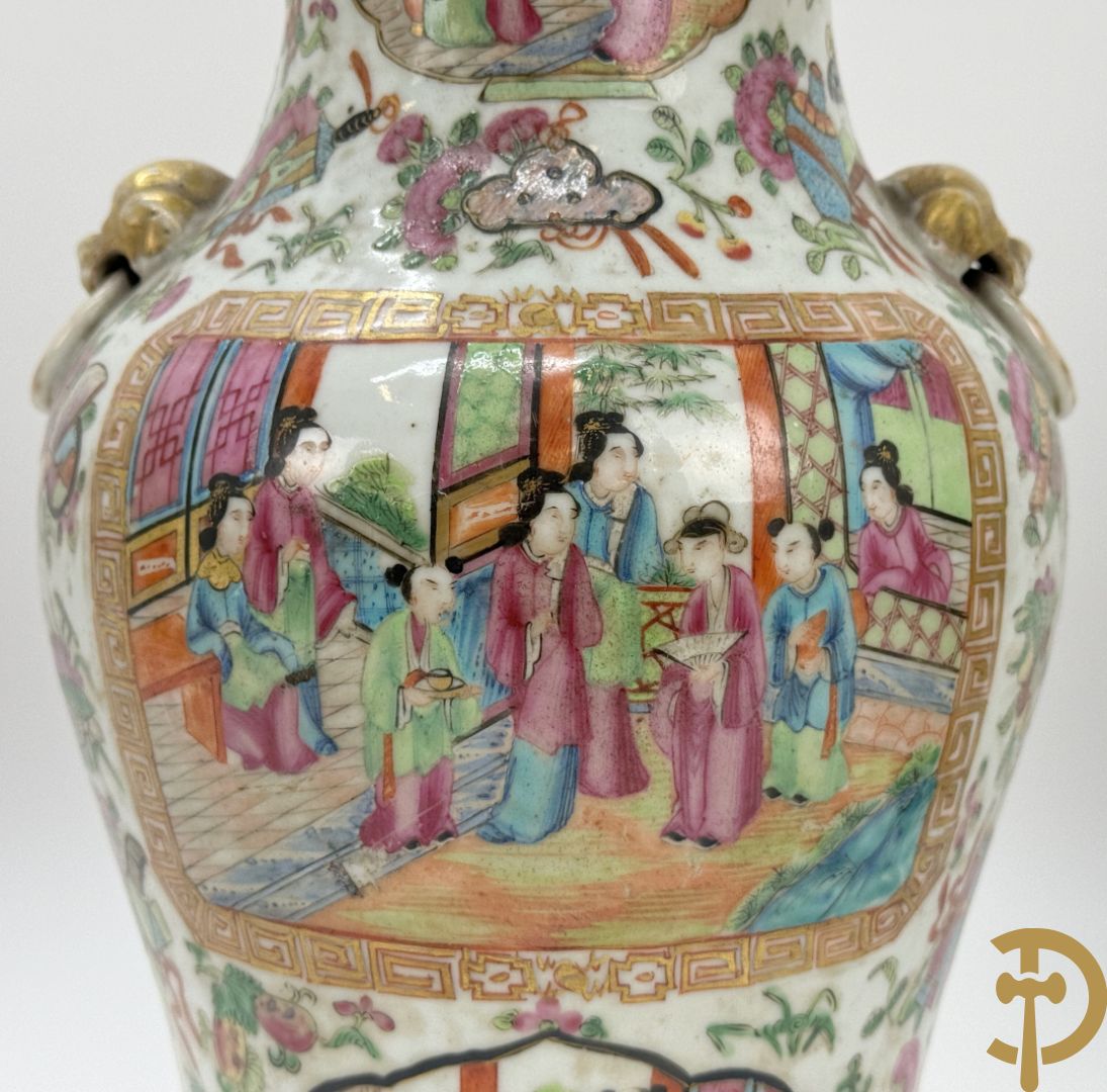 Paar Chinese porseleinen Kanton vazen