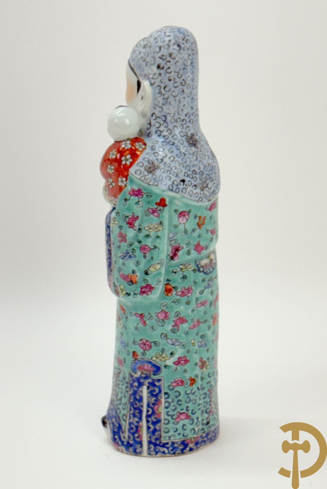 Chinese porseleinen wijsgeer met kind op de arm