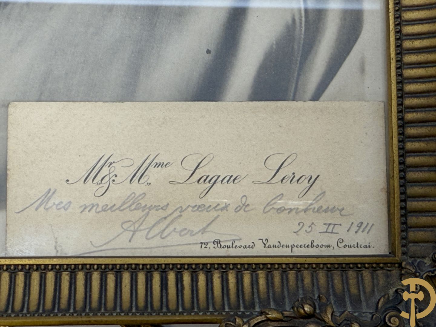 Portret van Albert I + eigenhandig getekend adreskaartje 