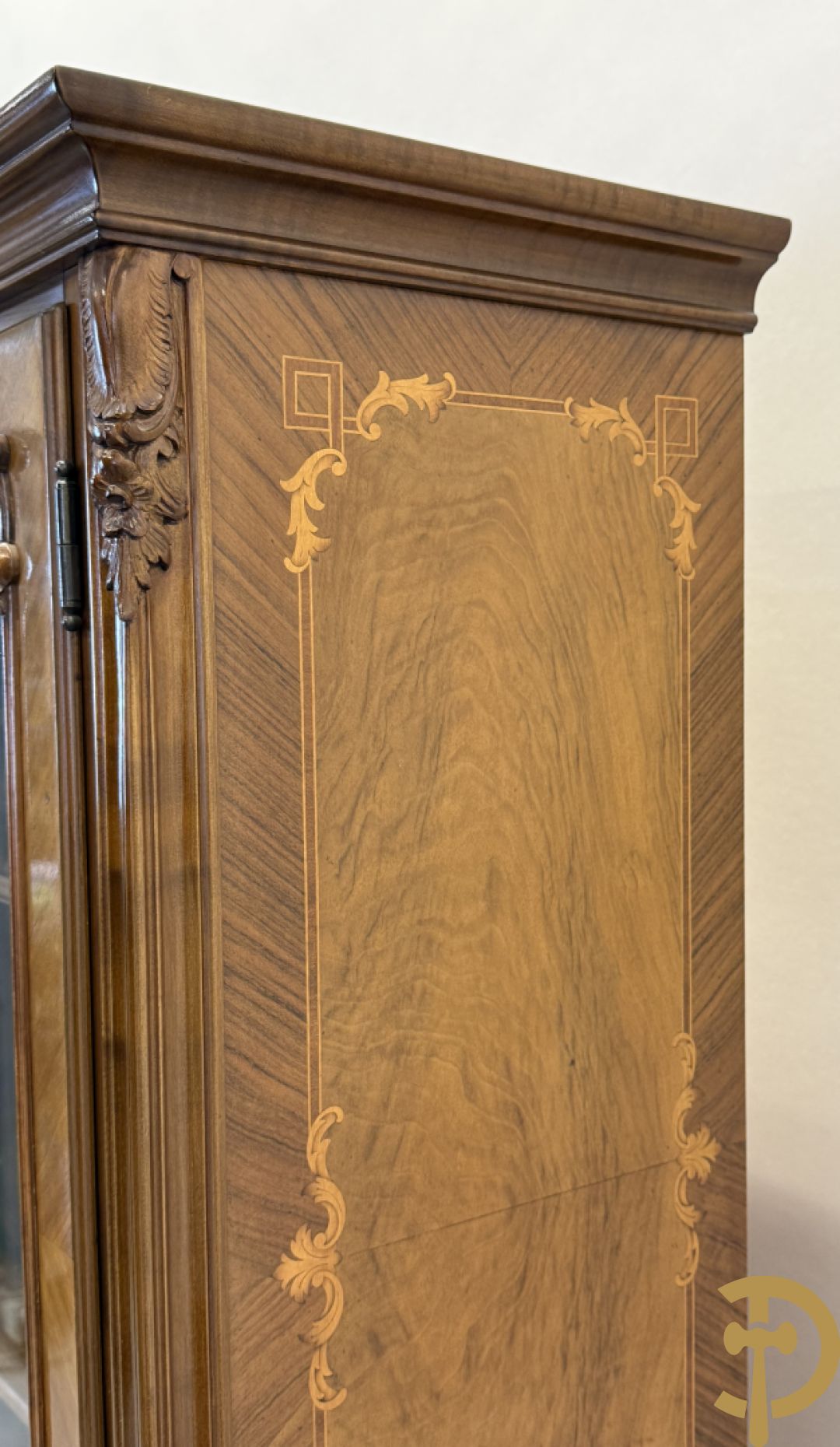 Notelaren secretaire met vitrine, Louis XV