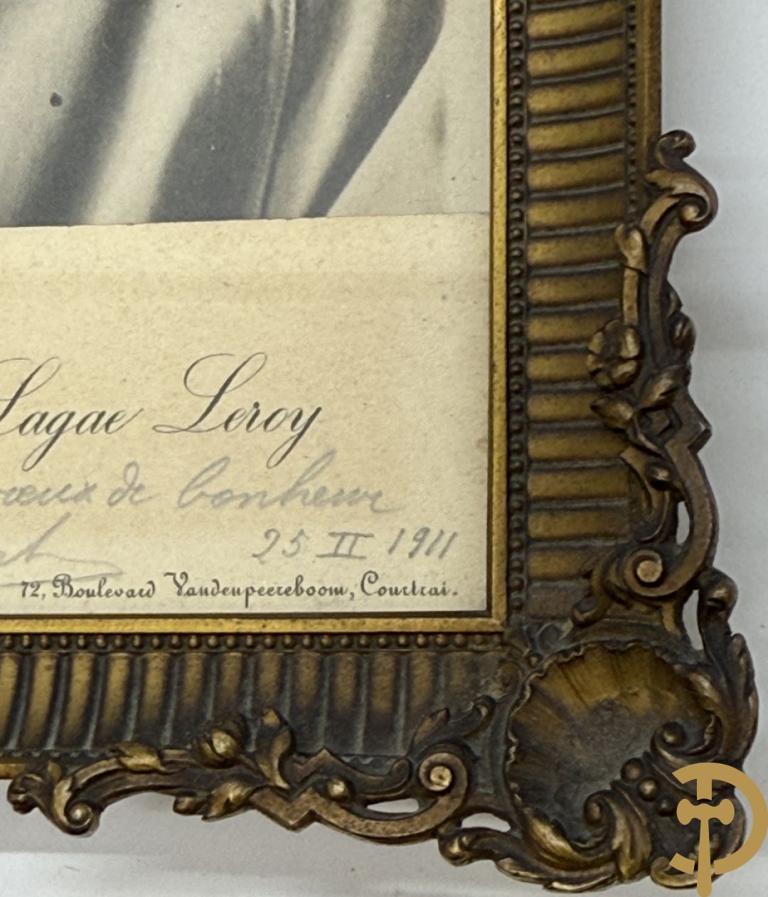 Portret van Albert I + eigenhandig getekend adreskaartje 