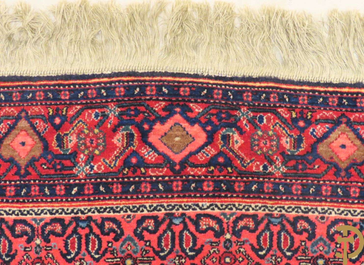 Antiek oosters handgeknoopt tapijt met doorlopend decor