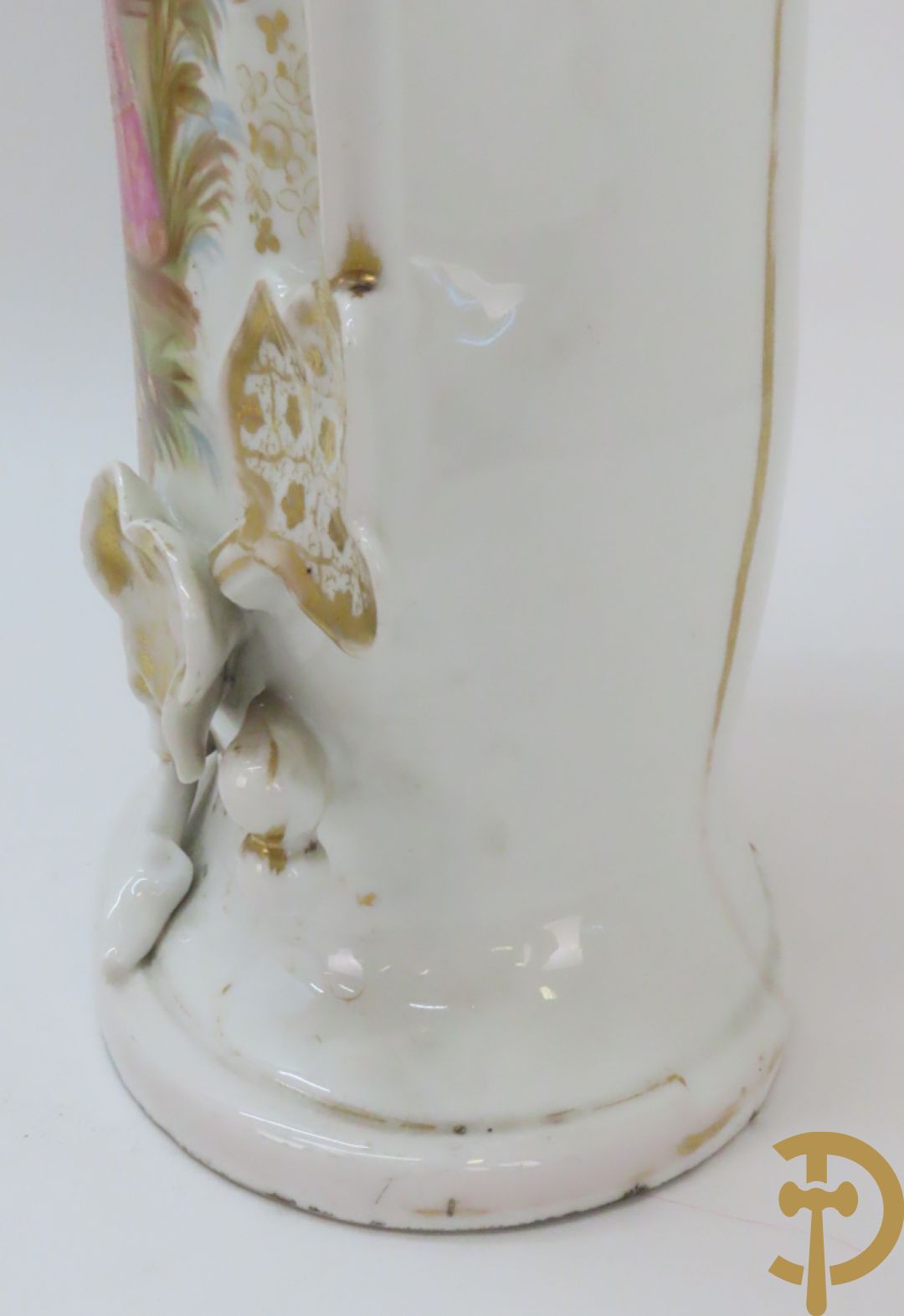 Paar porseleinen Vieux Paris vazen met decor van lieftallige dames