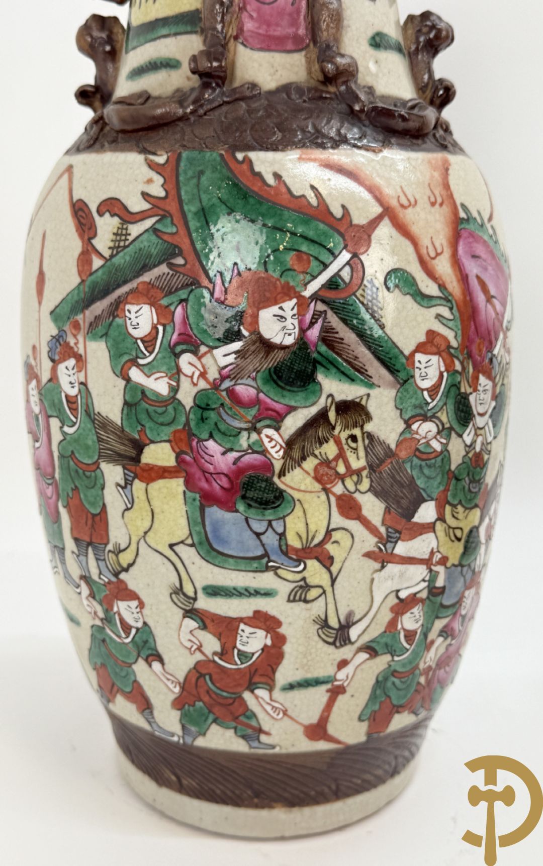 Paar Chinese Nankin vazen met krijgerdecor