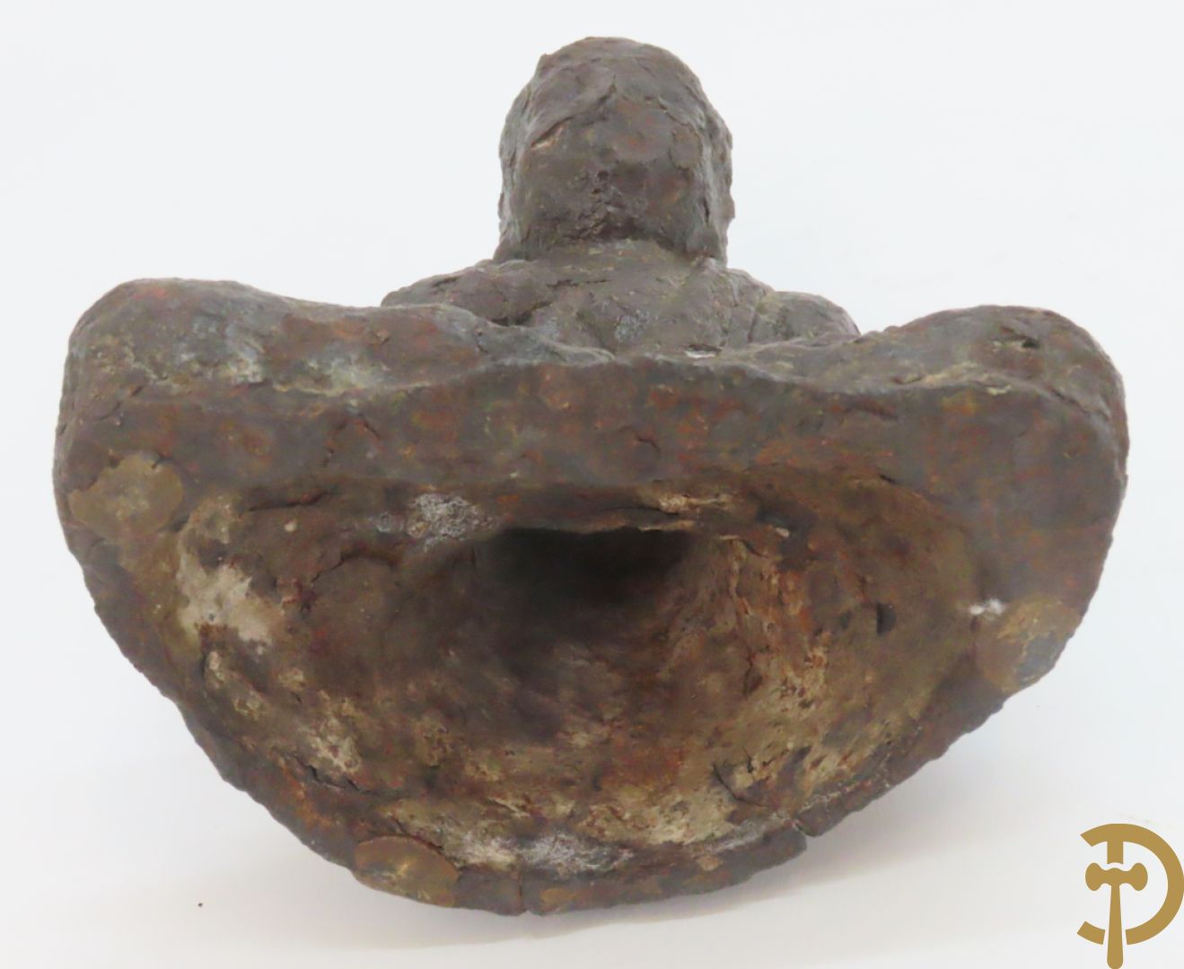 Bronzen zittende boedha + boedha in verweerd metaal