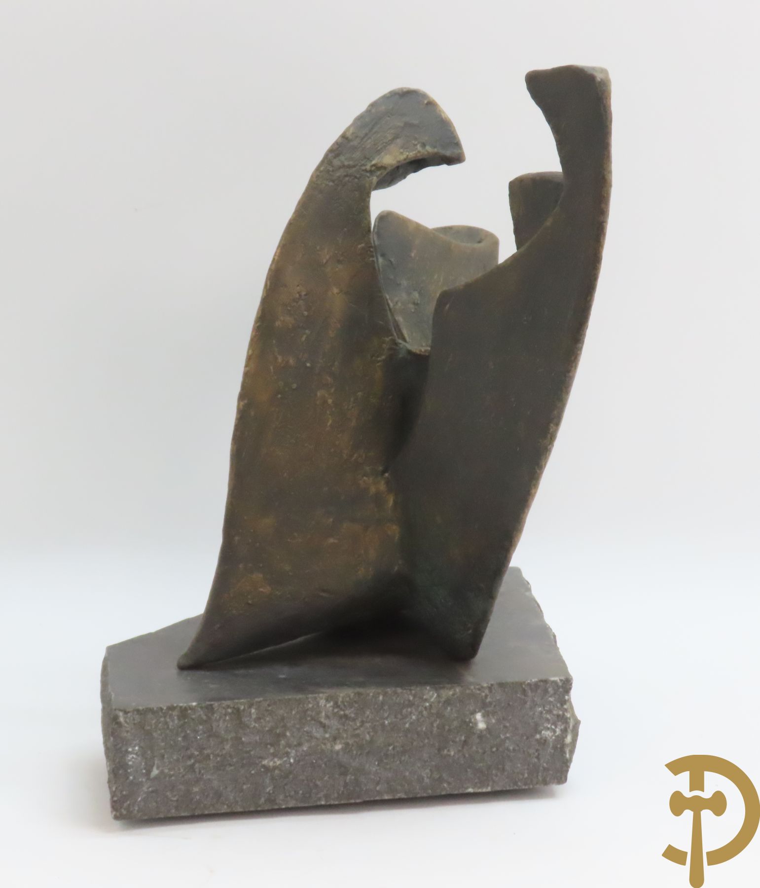 Lampens Mark (van) LM gemonogrammeerd 