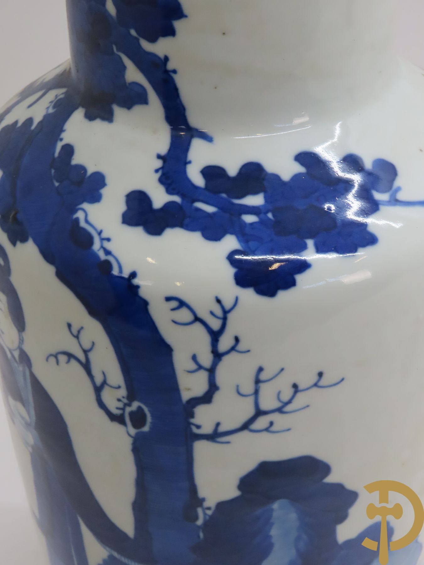 Chinese porseleinen blauw/wit vaas met decor van 4 dames in landschap