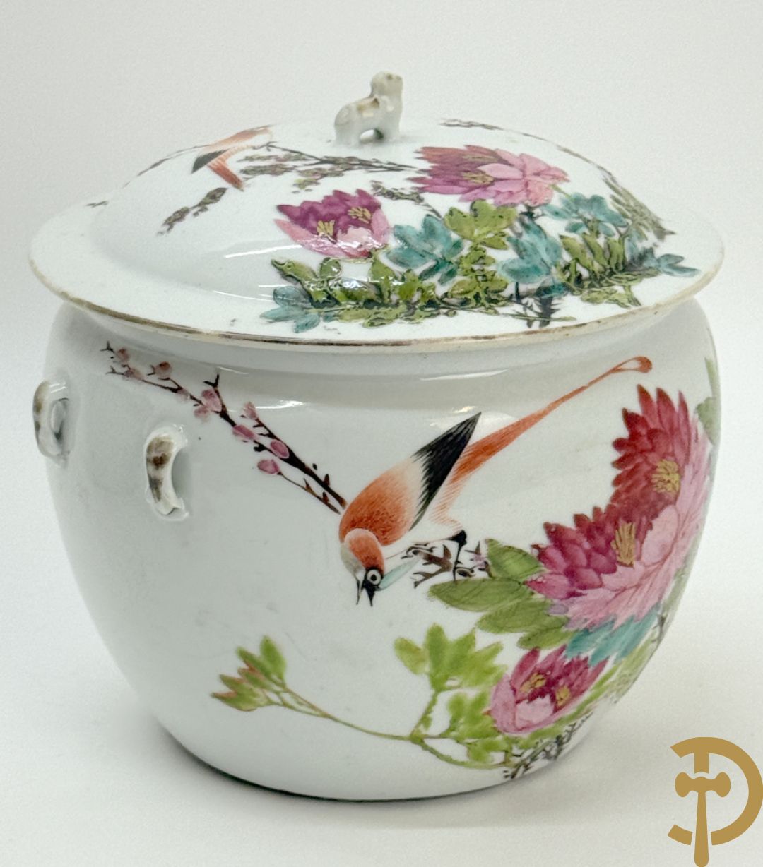 Chinese porseleinen dekselpotiche met vogel- en bloemendecor + Chinese porseleinen dekselkom met bloemen- en vogeldecor