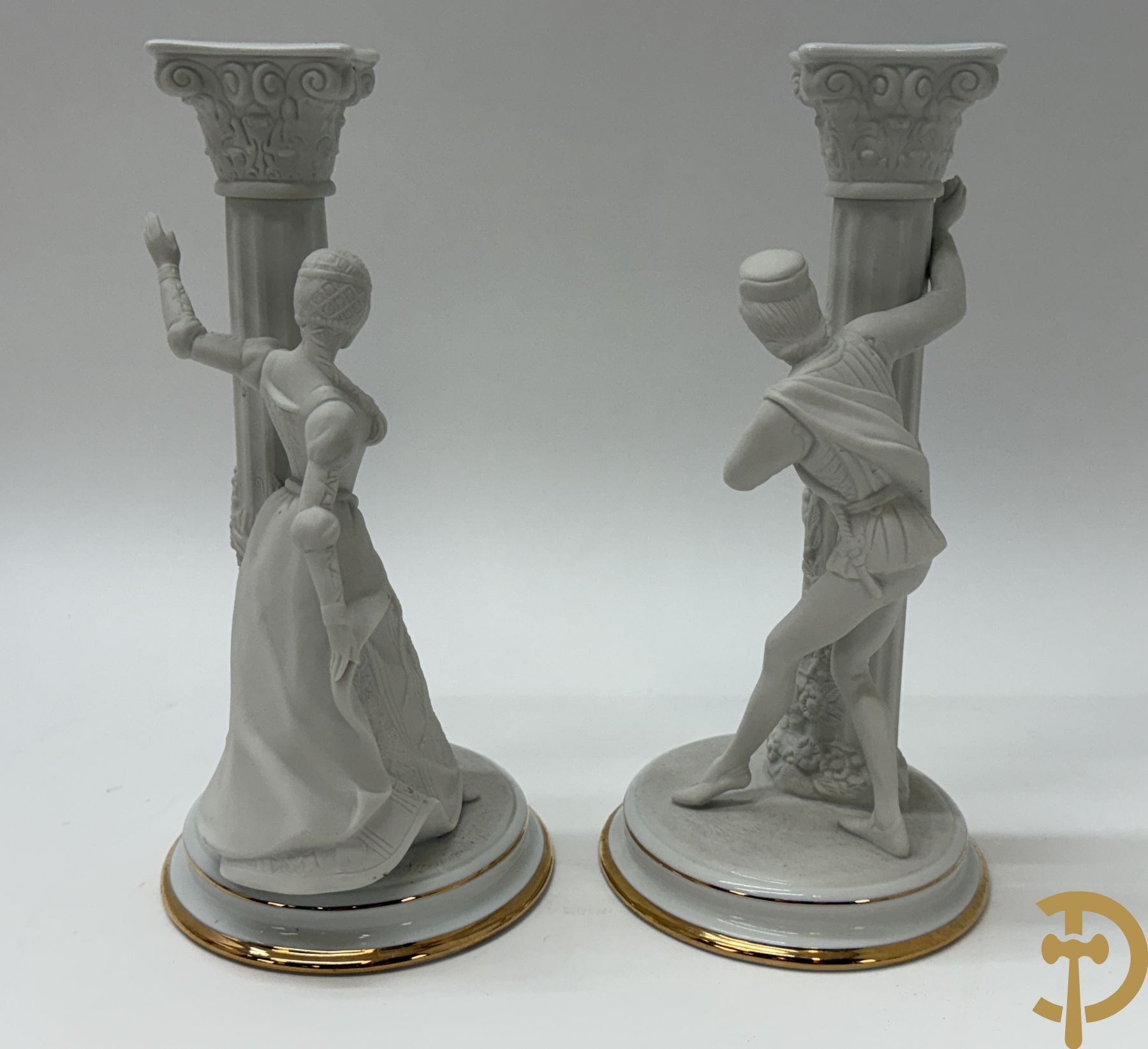 Paar porseleinen kandelaars van Franklin Mint 1986 uit de Romeo & Julia collection