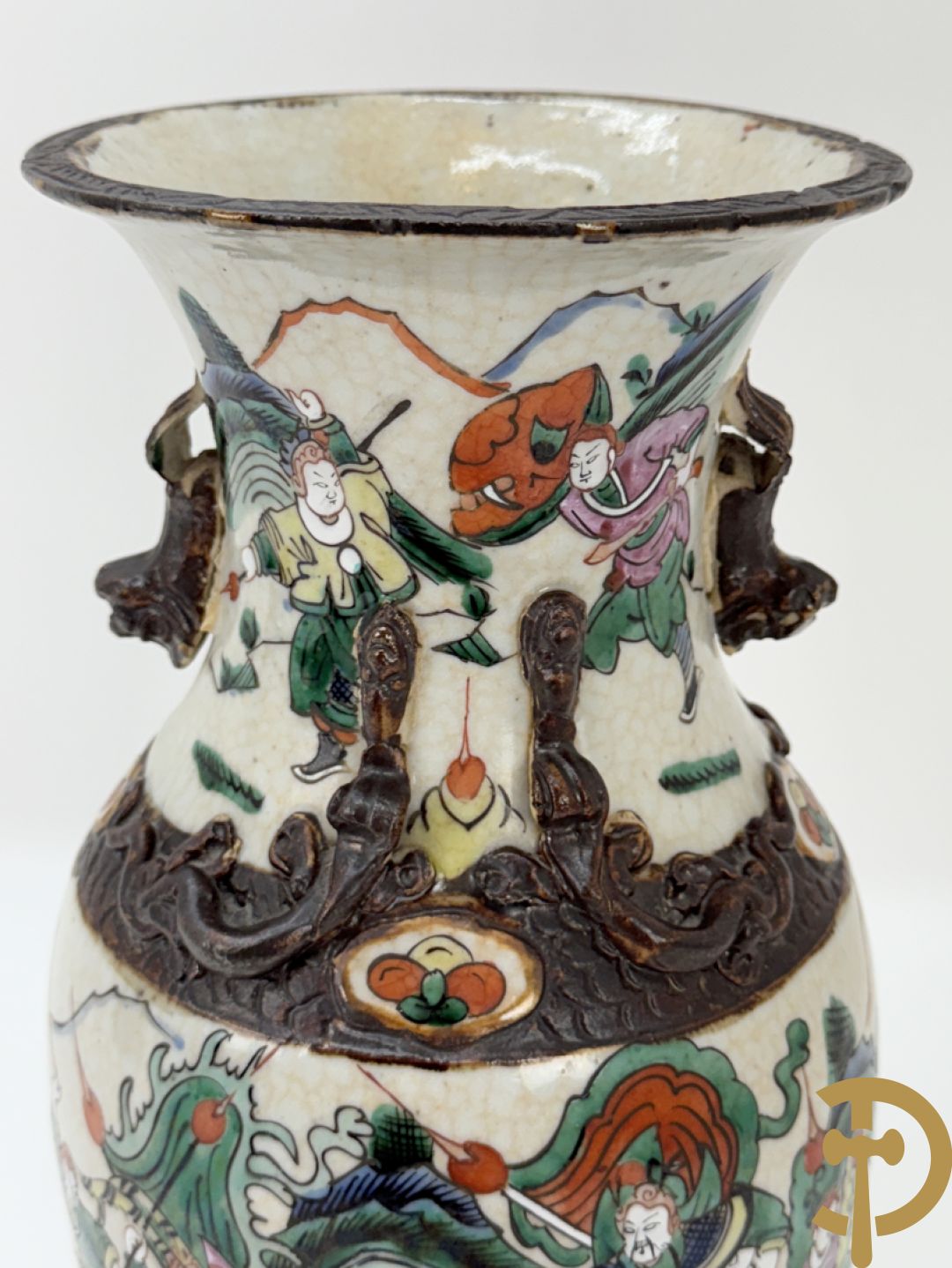 Paar Nankin vazen met krijgerdecor