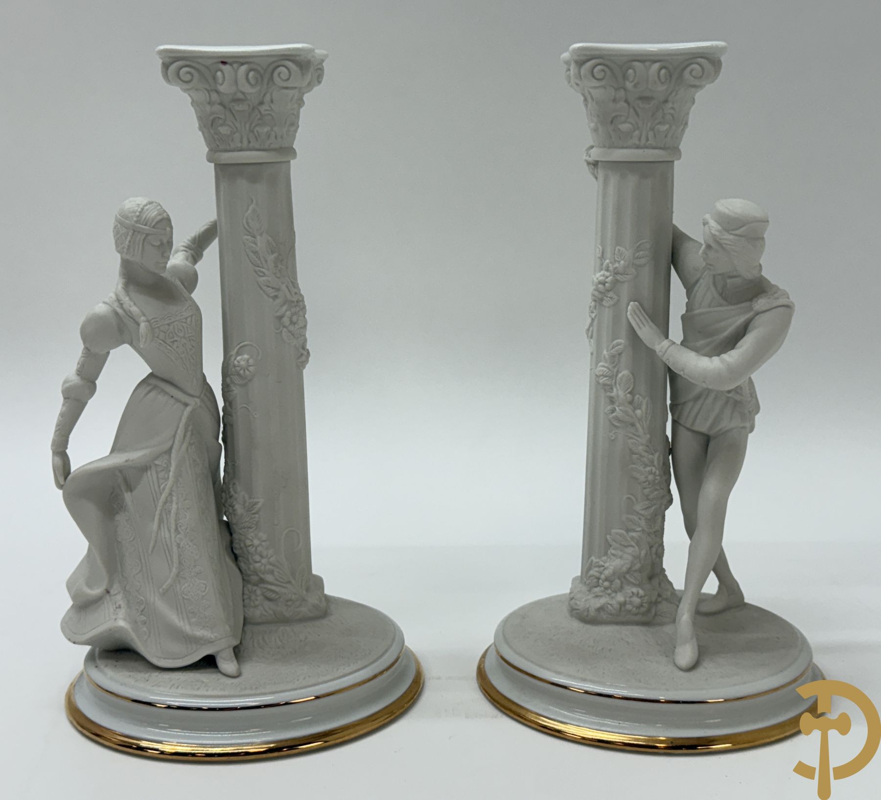 Paar porseleinen kandelaars van Franklin Mint 1986 uit de Romeo & Julia collection