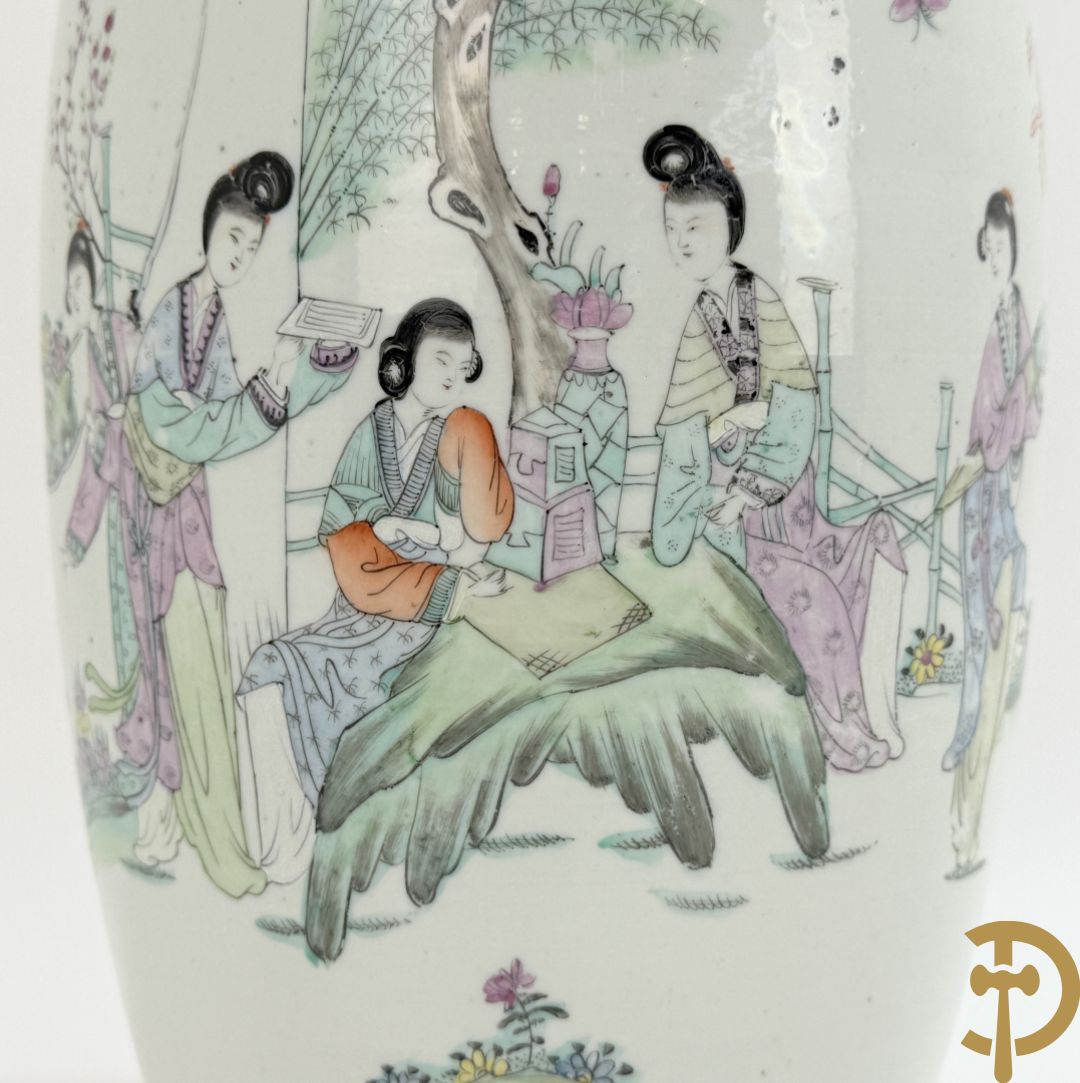 Chinese porseleinen vaas met decor van geisha