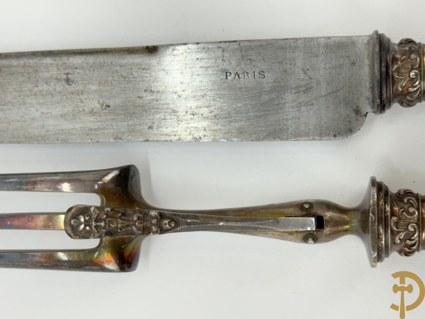 Vleesbestek met Neo Renaissance motieven, met zilverpoinçons