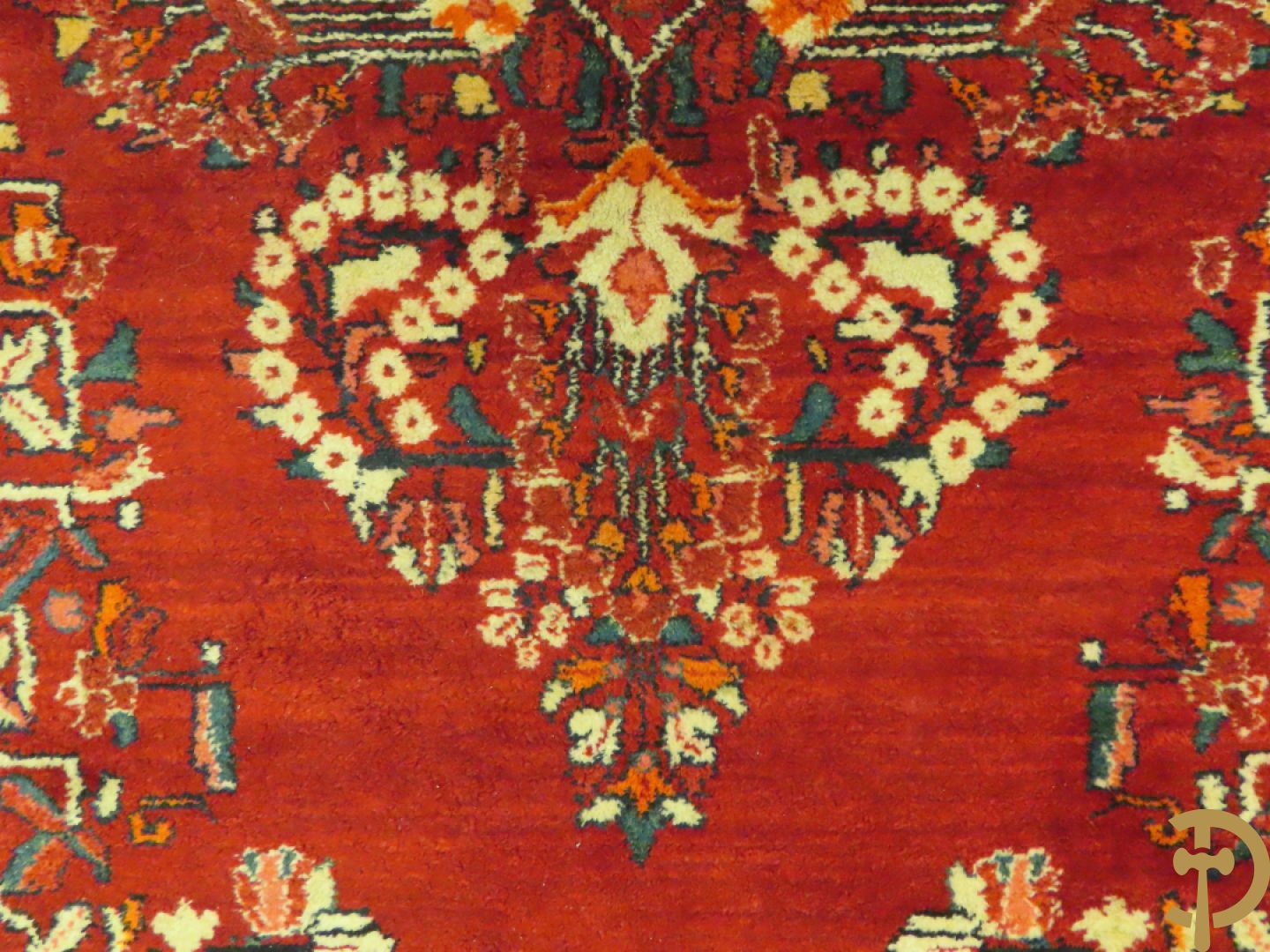 Oosters handgeknoopt tapijt Hamadan met rode fond