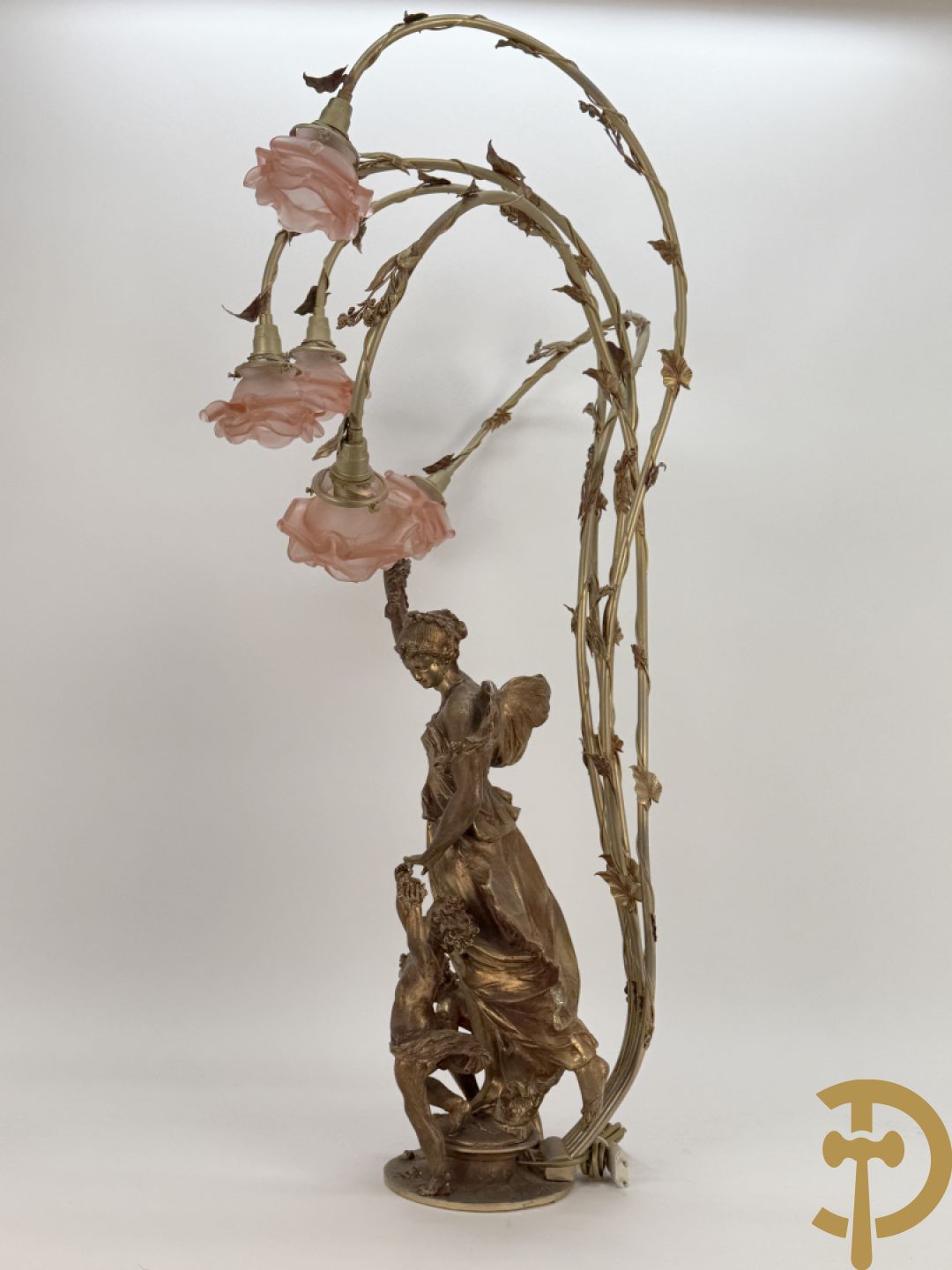 POITE getekend - Vuurverguld bronzen beeld van dame met kinderen houdende een toorts, achteraan 5 lichtpunten