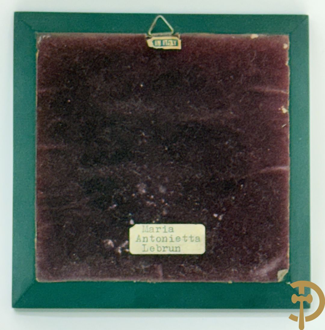 Vier handgekleurde miniaturen met romantische scènes en edeldames