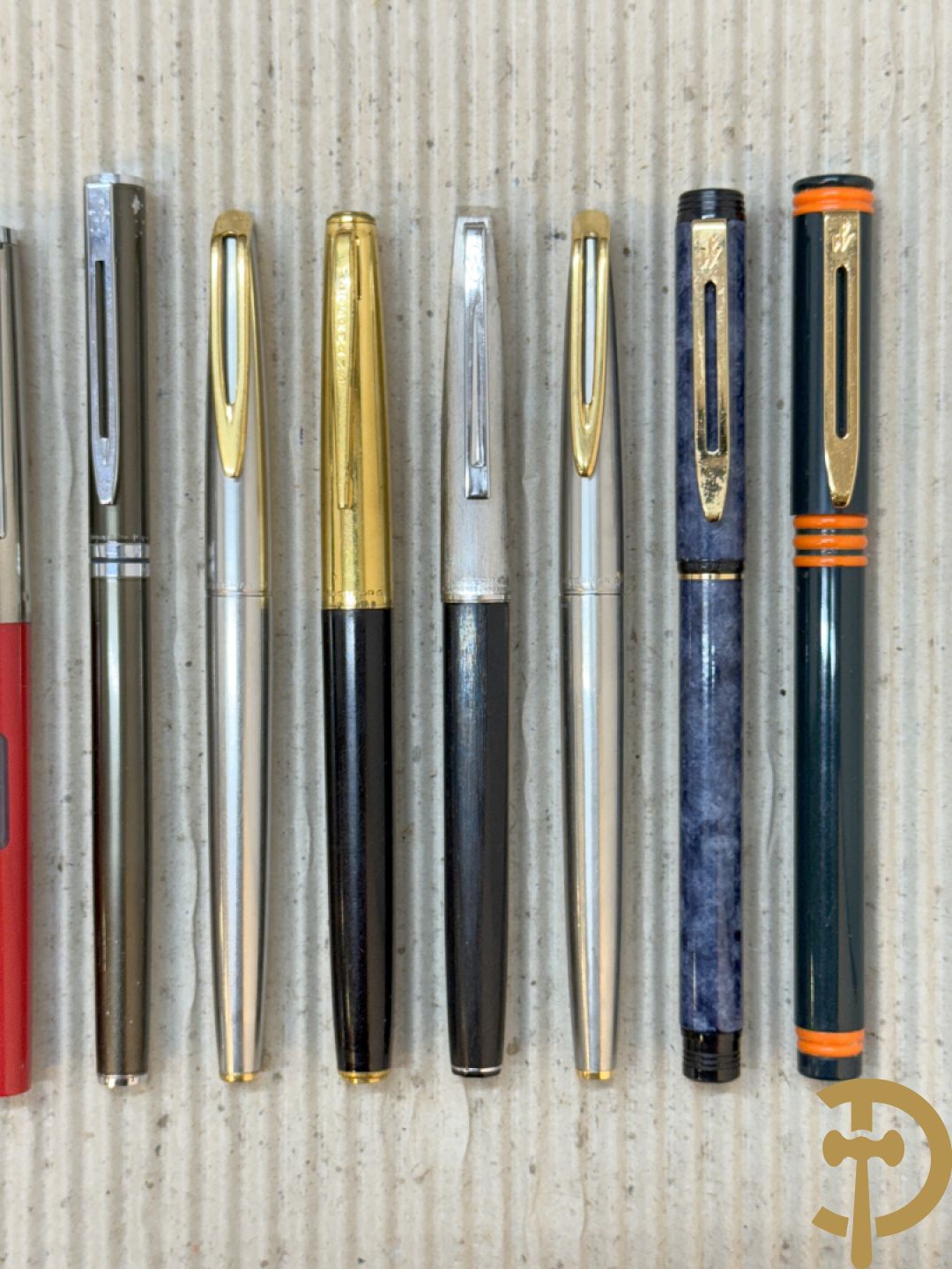 Zeven Waterman vulpennen + 2 Pelikan vulpennen