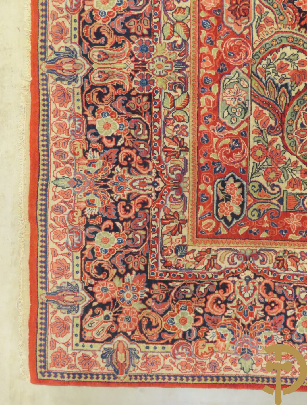 Oosters handgeknoopt tapijt met cashmeremotieven