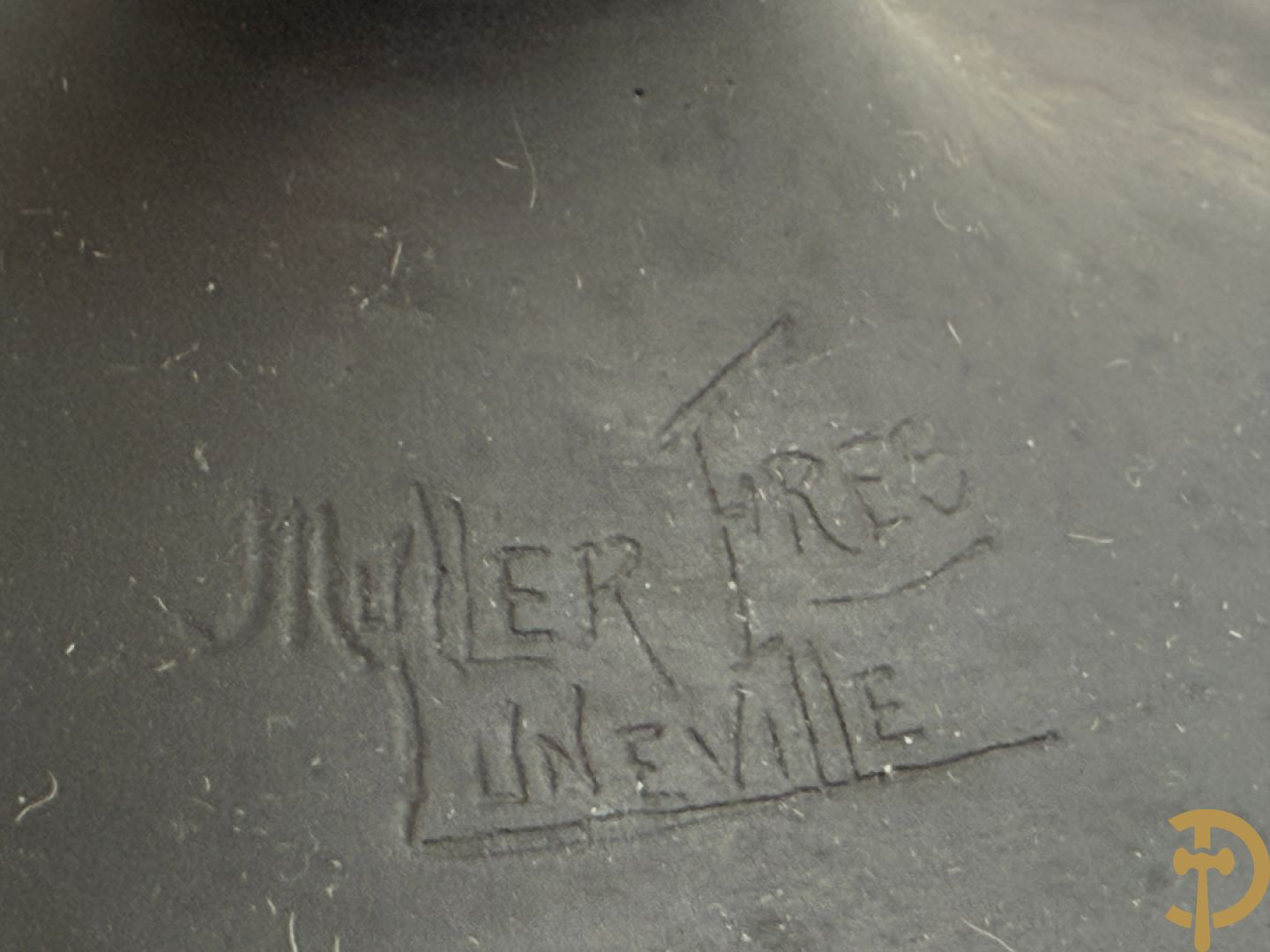 Pate de verre lampadaire Art Deco met geïriseerd lanschapsdecor, Müller Frères Luneville getekend