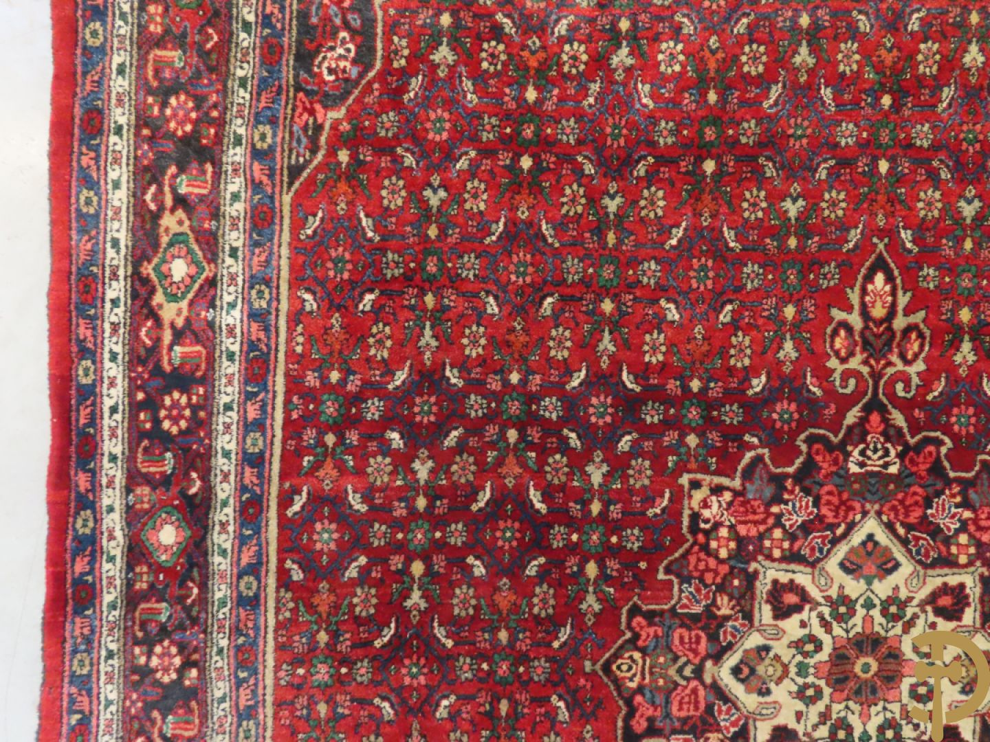 Oosters handgeknoopt tapijt