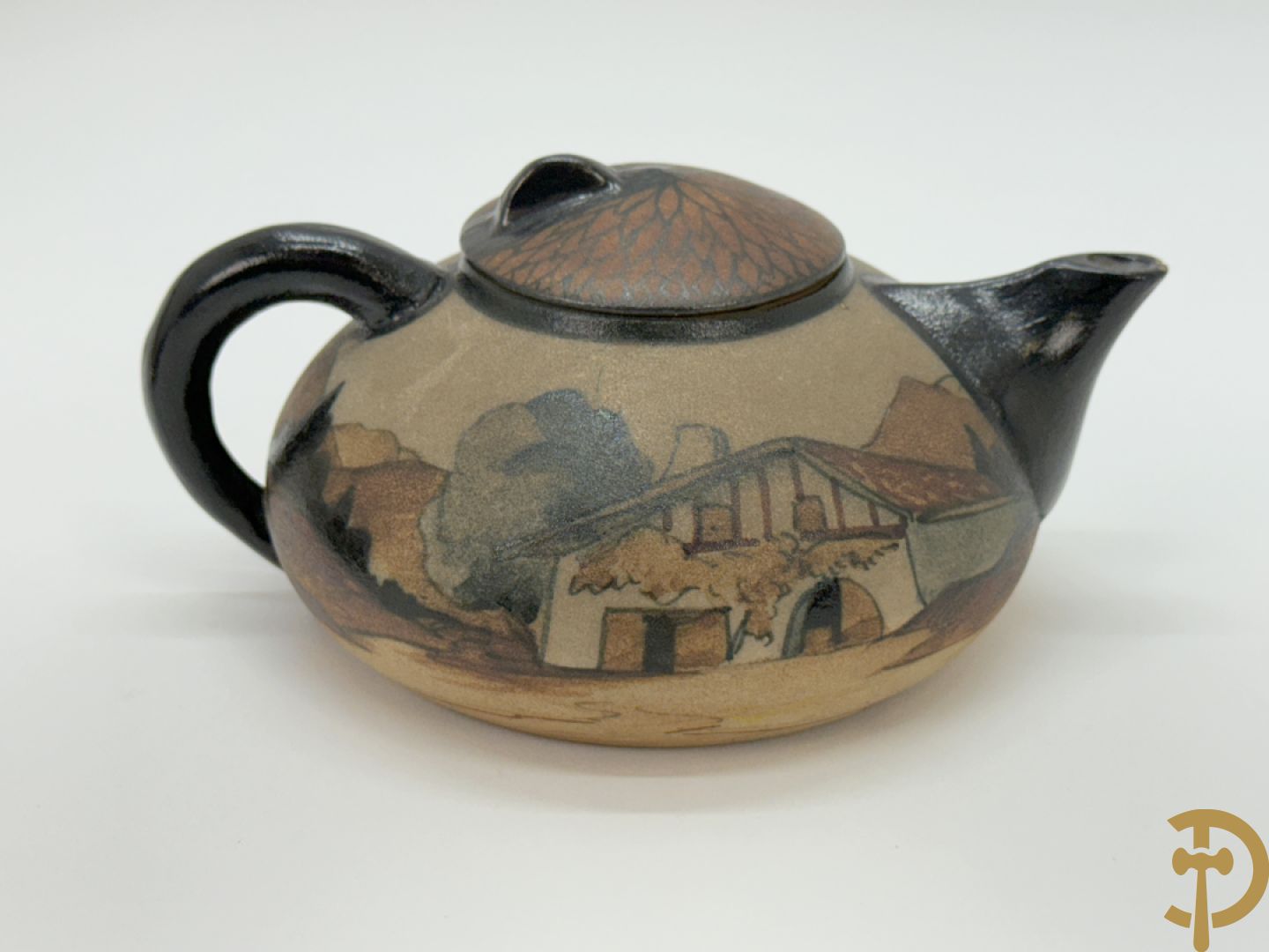 Tète à tète in meerkleurige faience Grès van Ciboure, getekend R. Le Corrone, bestaande uit theekan, melkkan, suikerpot, 2 tasjes en 2 schoteltjes