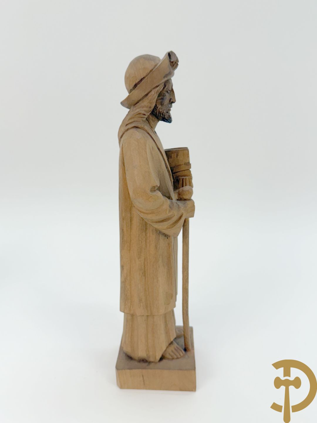 Gepolychromeerde houtsculptuur van Sint-Antonius met kind + gepolychromeerde houtgesculpteerde Madonna met kind + houtsculptuur van Sint-Jacob