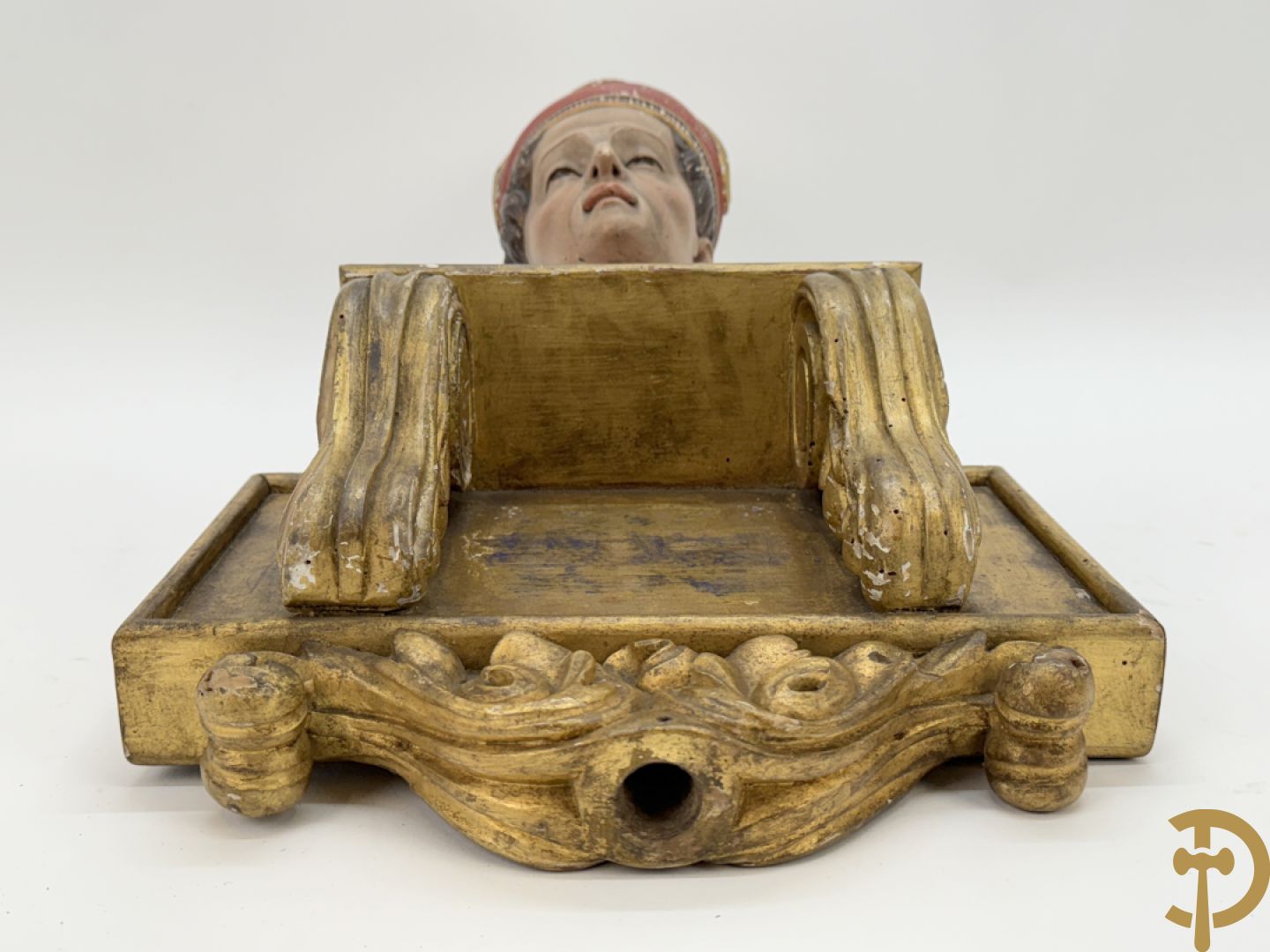 Gepolychromeerde houtsculptuur 