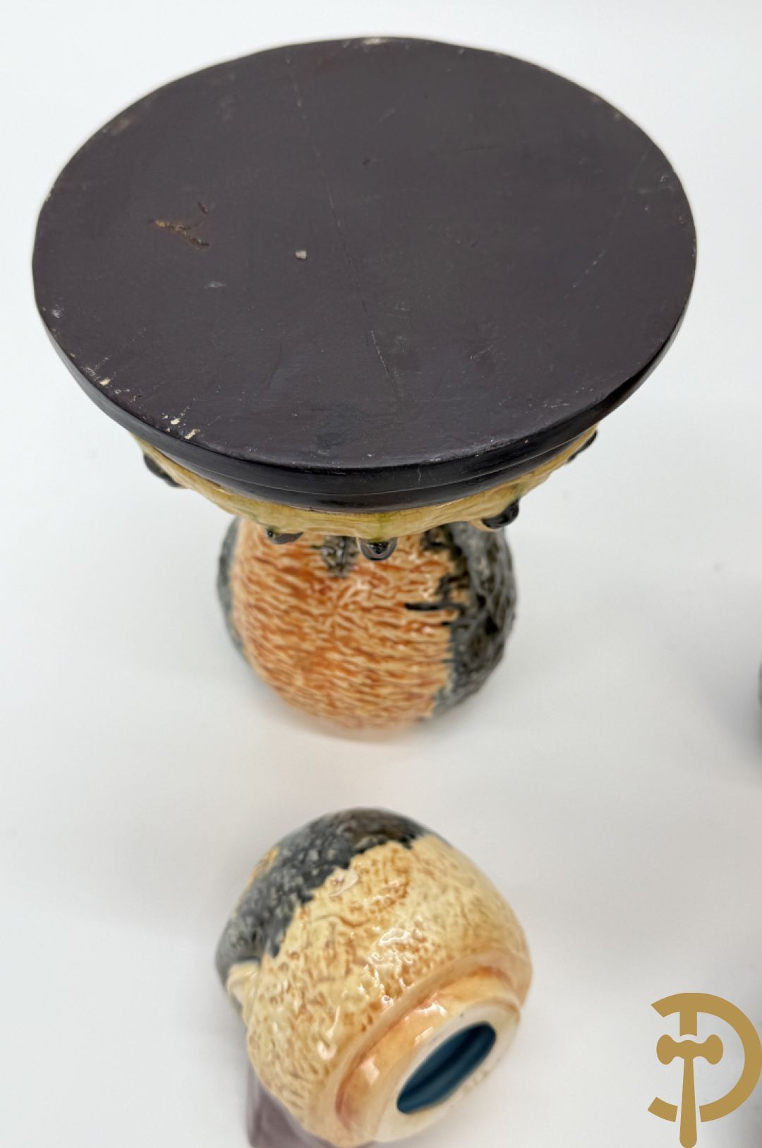 Vijf gekleurde keramieken vogels met afneembare kop, naar Martin Brothers