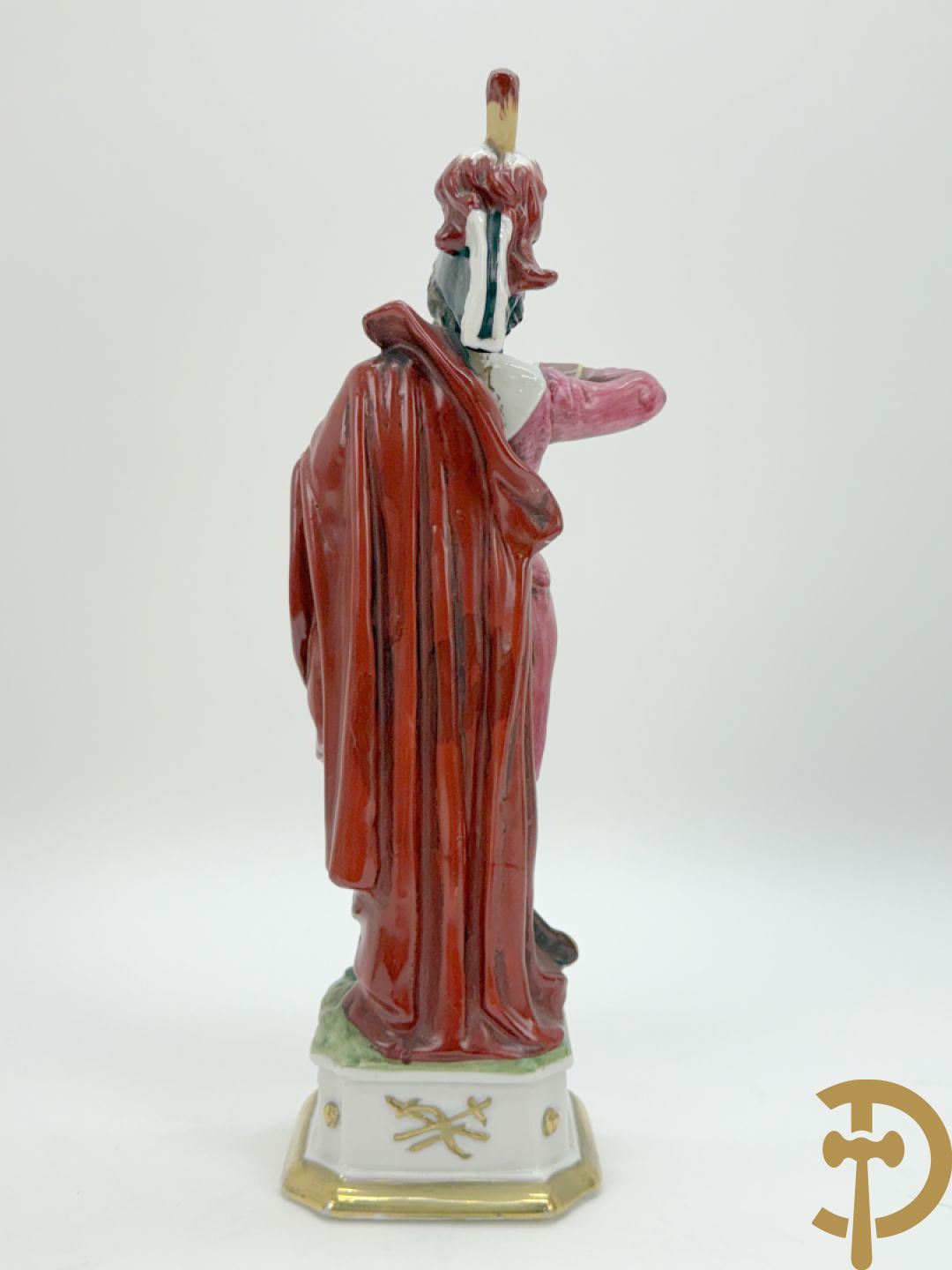 Porseleinen Napoleonistische figuren w.o. Napoleon te paard, 2 officieren, staande Napoleon en 4 kleine figuren