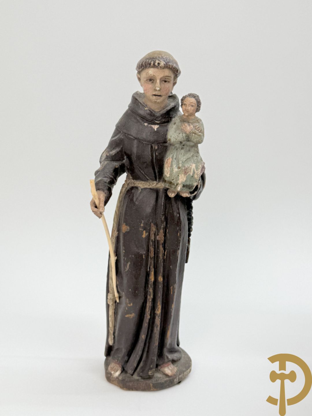 Gepolychromeerde houtsculptuur van Sint-Antonius met kind + gepolychromeerde houtgesculpteerde Madonna met kind + houtsculptuur van Sint-Jacob