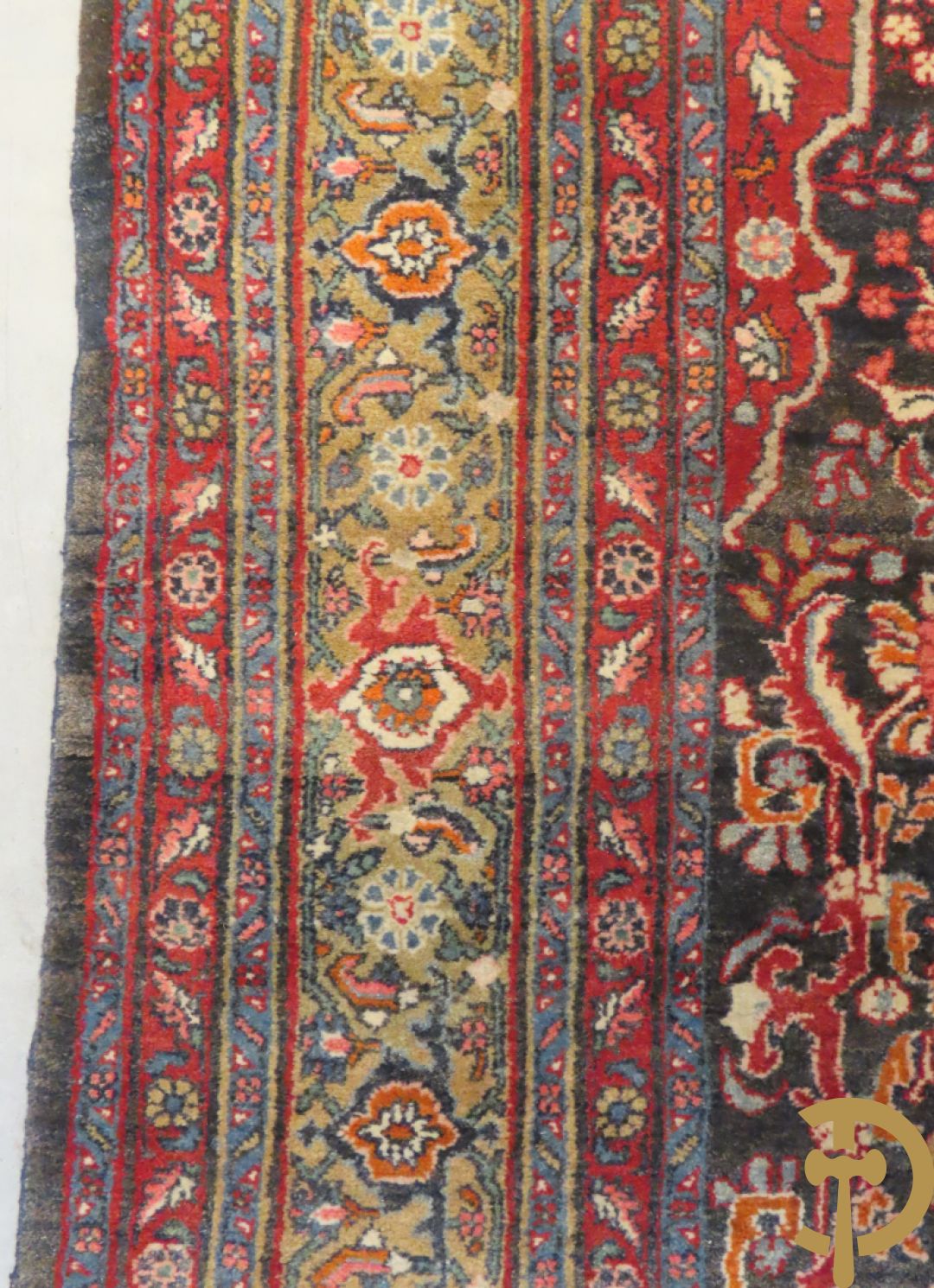 Oosters handgeknoopt tapijt Bidjar met centraal medaillon en bloemendecor