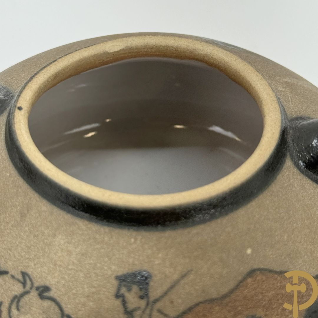 Tète à tète in meerkleurige faience Grès van Ciboure, getekend R. Le Corrone, bestaande uit theekan, melkkan, suikerpot, 2 tasjes en 2 schoteltjes