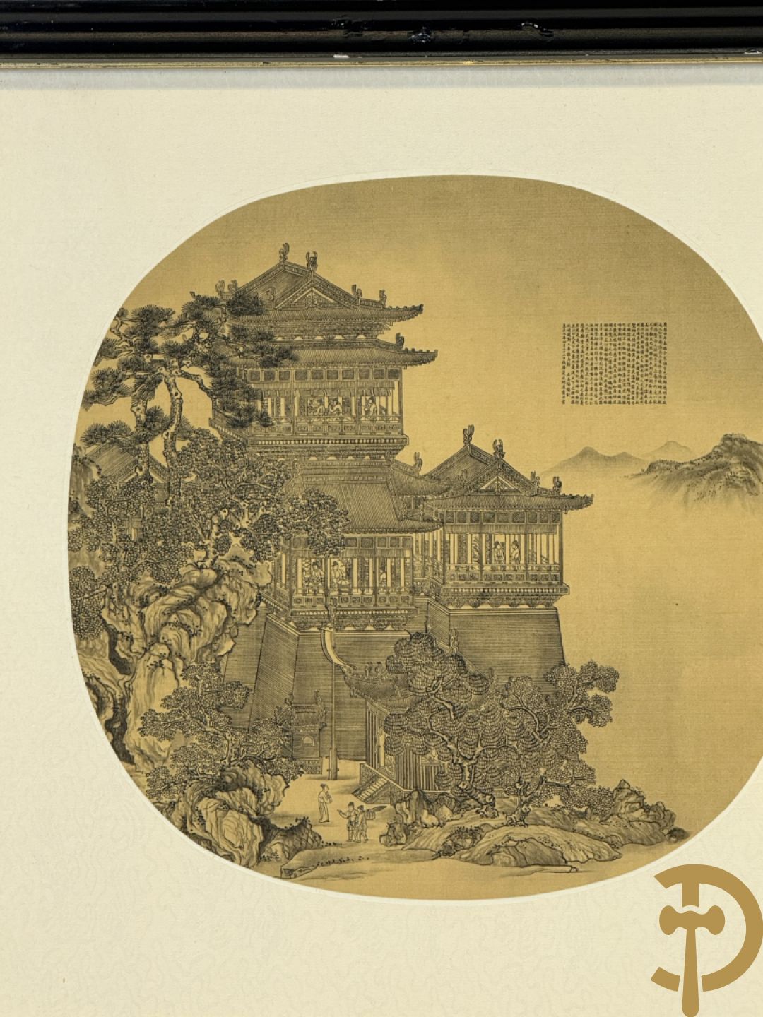 Drie ronde Aziatische zijdeschilderingen + Aziatische zijdeschildering