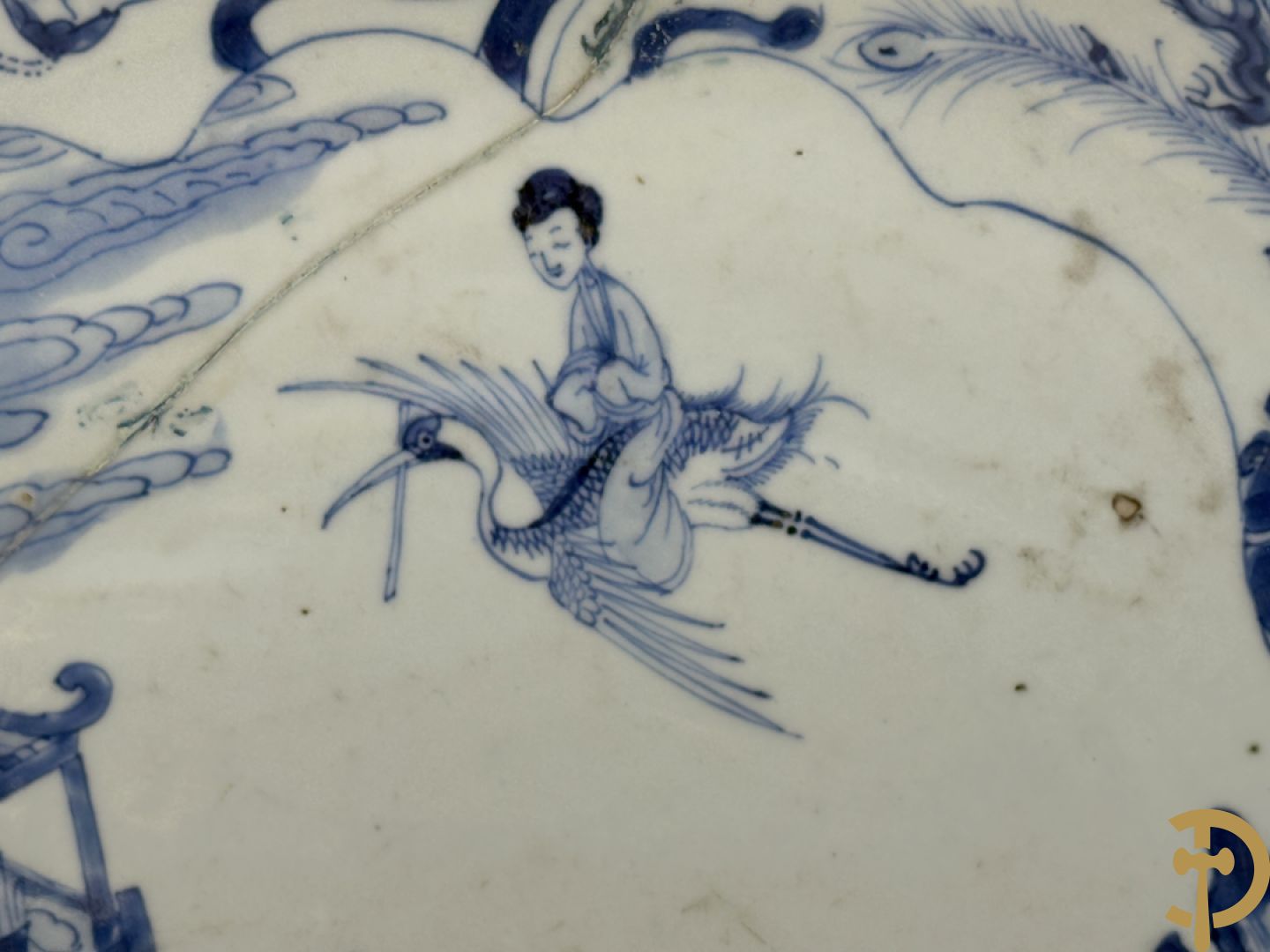 Chinese porseleinen schotel met planten- en vazenmotieven, 19e