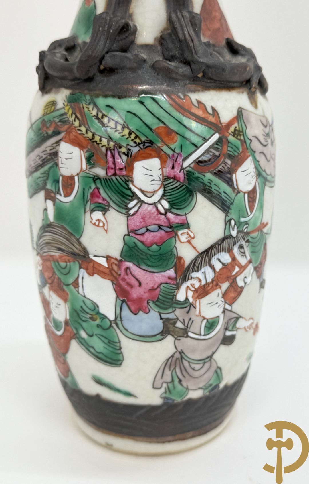 Twee fo-honden, Nankin vaas en Imari bord