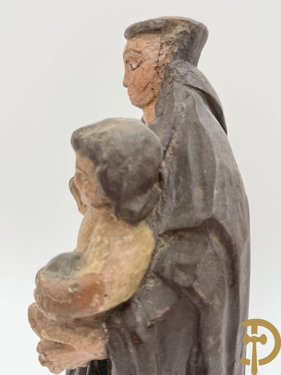 Gepolychromeerde houtsculptuur van Sint-Antonius met kind + gepolychromeerde houtgesculpteerde Madonna met kind + houtsculptuur van Sint-Jacob