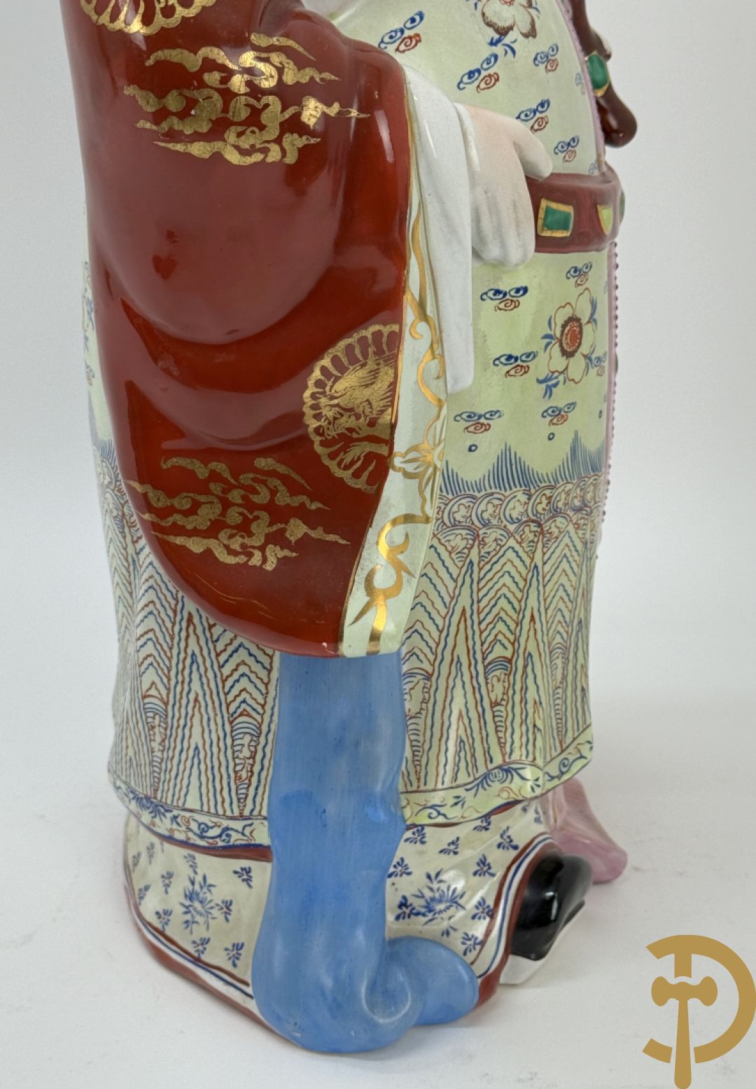 Chinese keramieken wijsgeer met staf + paar papegaaien in meerkleurige keramiek + 2 paar Aziatische keramieken fo-hondjes